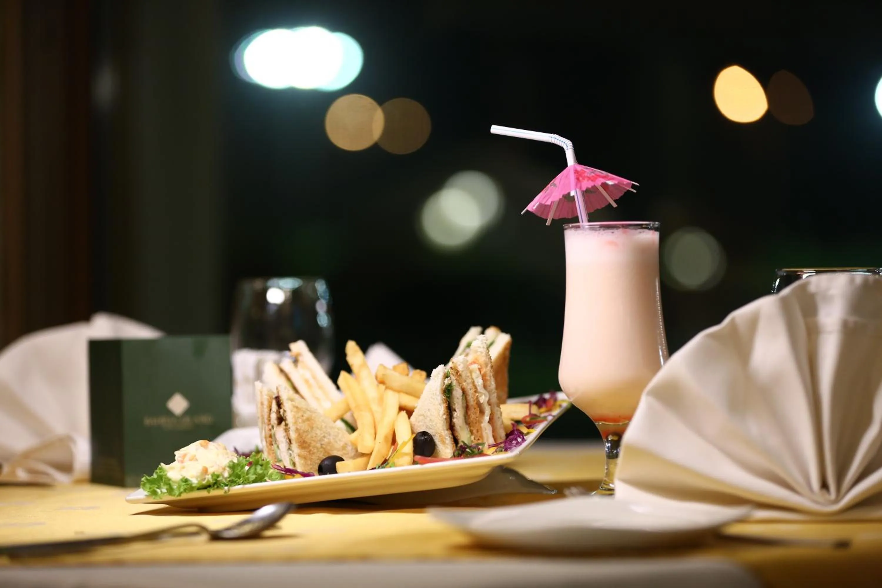 Restaurant/places to eat in Bahria Grand Hotel & Resort