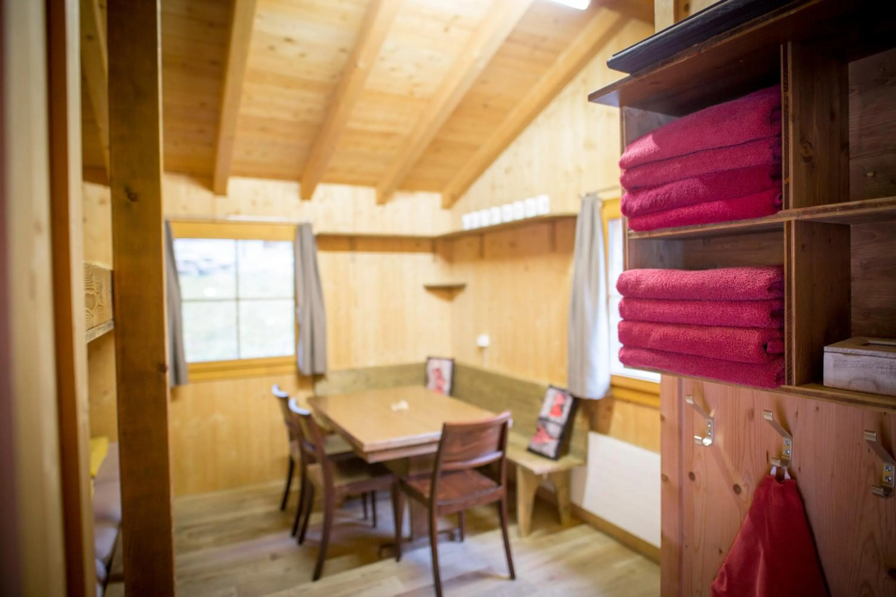 Seating area in Hüttenhotel Husky Lodge
