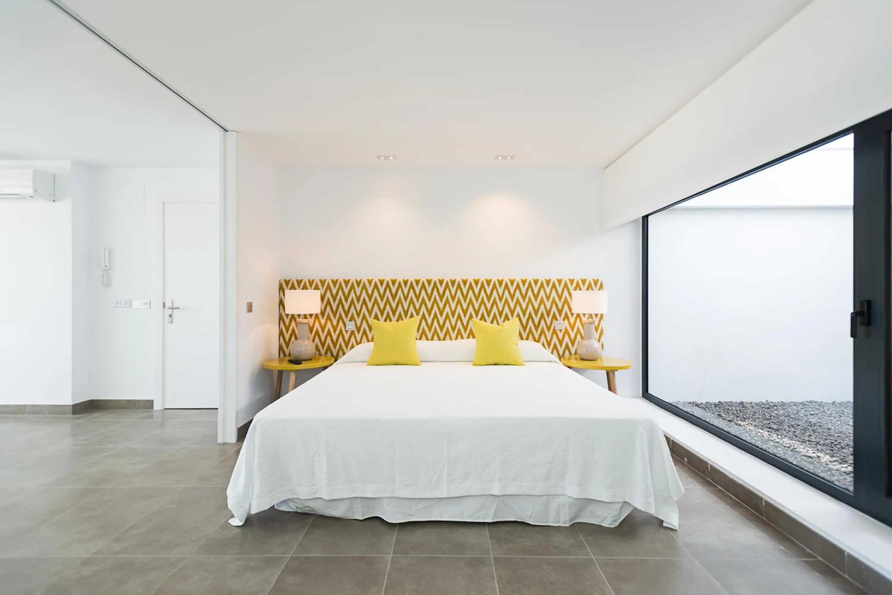 Bedroom, Bed in Altos de la Gloria Beach Apartments