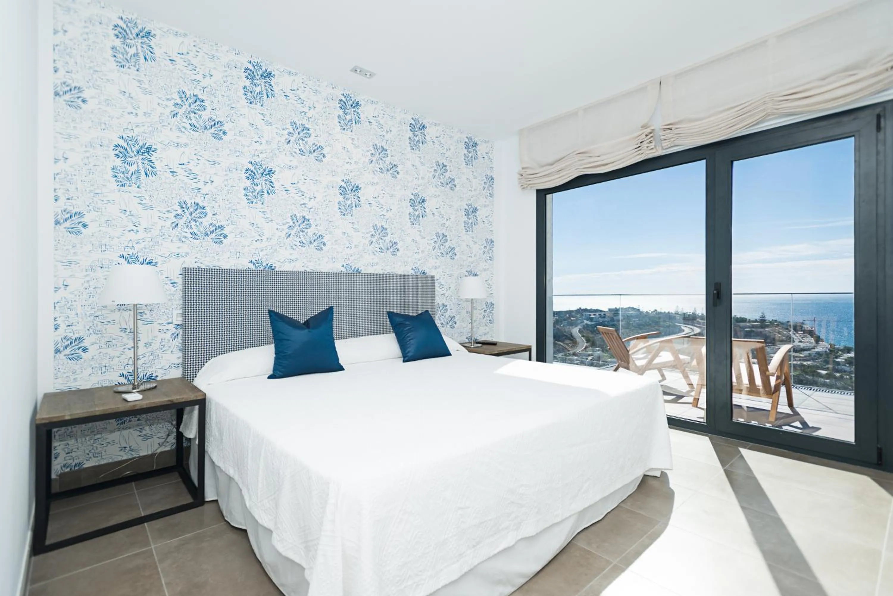 Bedroom, Bed in Altos de la Gloria Beach Apartments