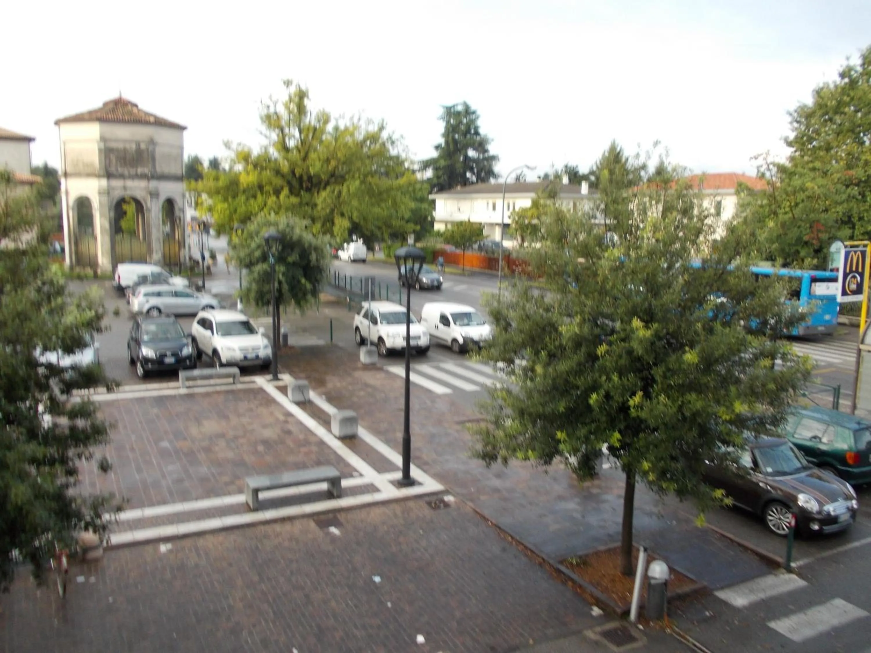 Children play ground in Big Brother Bed & Rooms