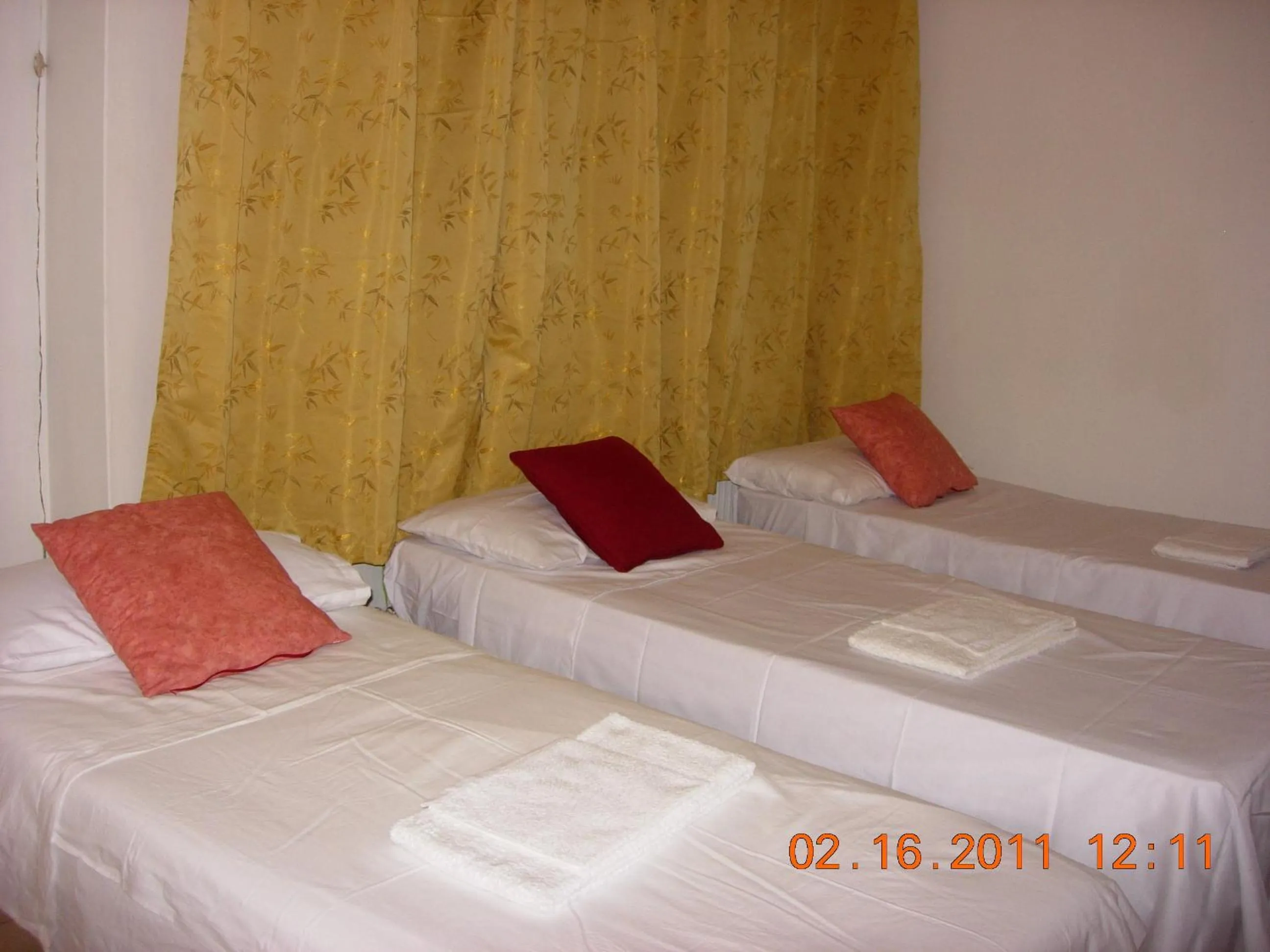 Bedroom, Bed in Big Brother Bed & Rooms