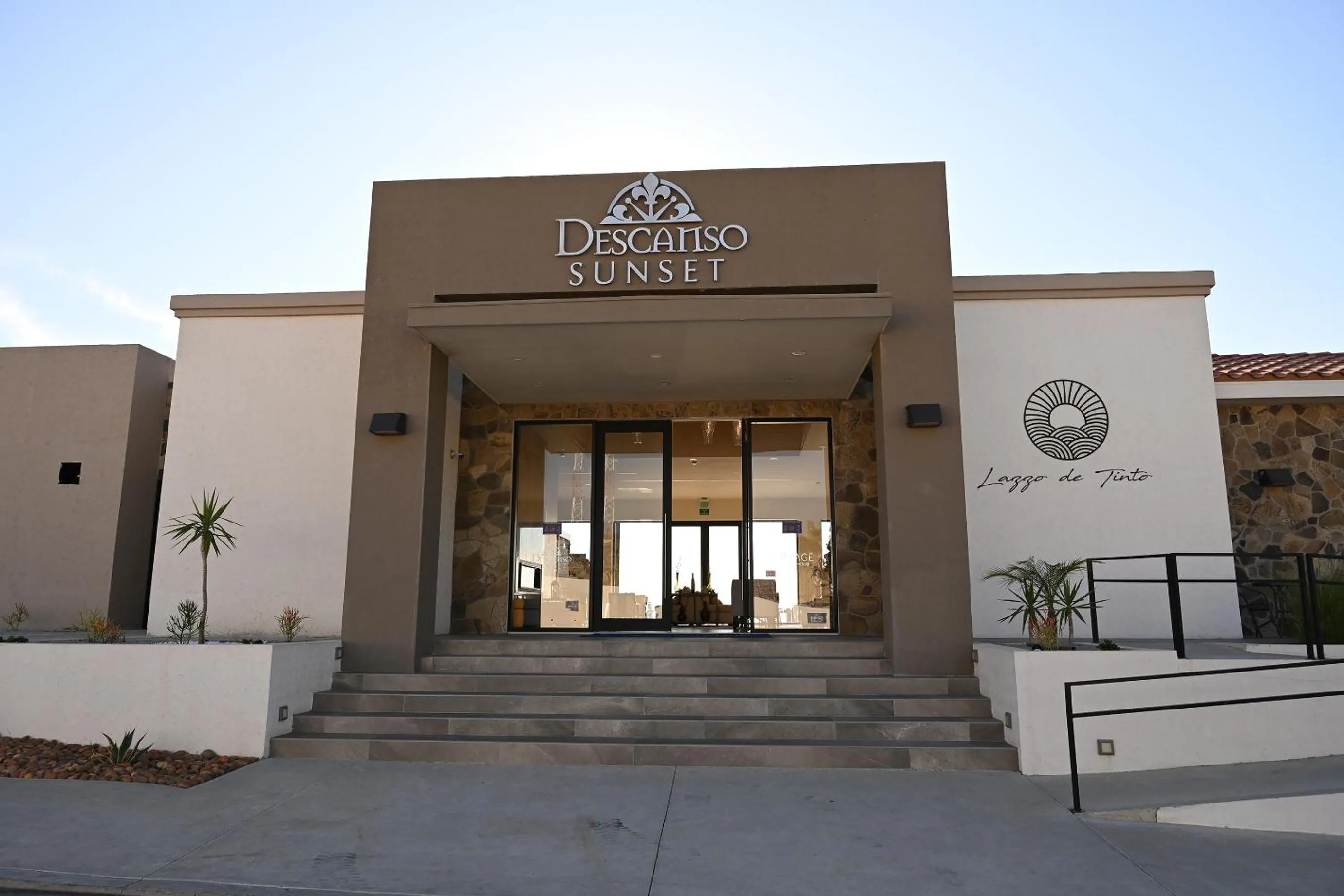 Facade/entrance in Voyage Vacation Club