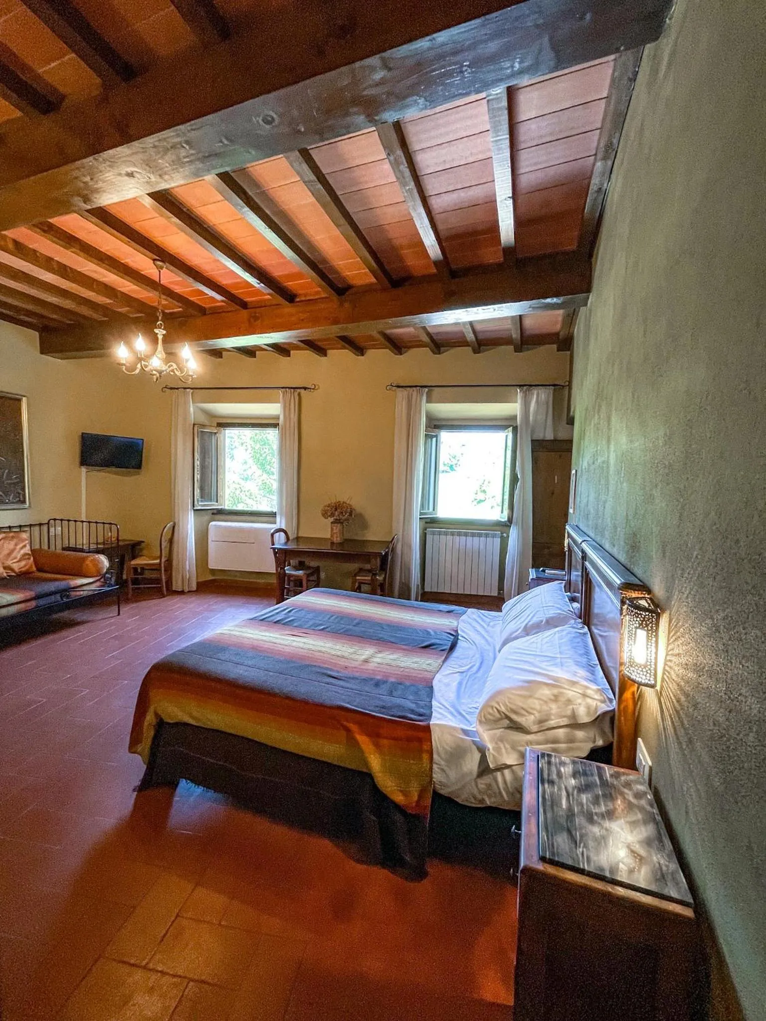 Bed in Agriturismo La Topaia