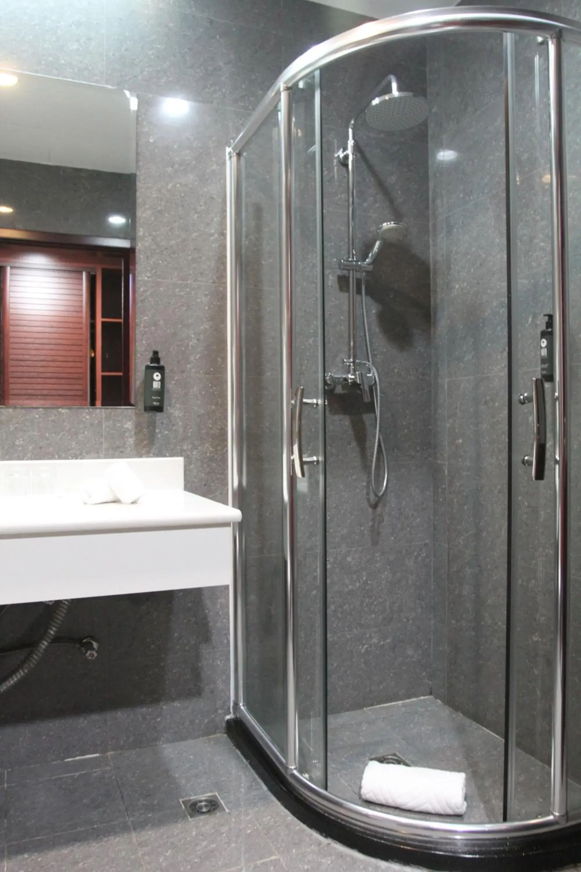 Twin Room with City View - single occupancy in Flow Hotel Benguela Twin Room with City View - single occupancy in Flow Hotel Benguela