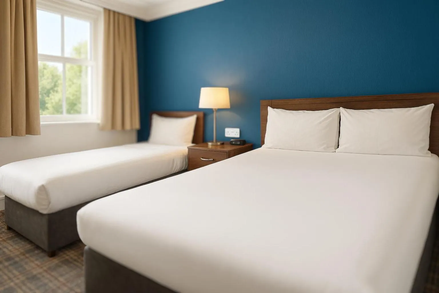 Family, Bed in Hampstead Britannia