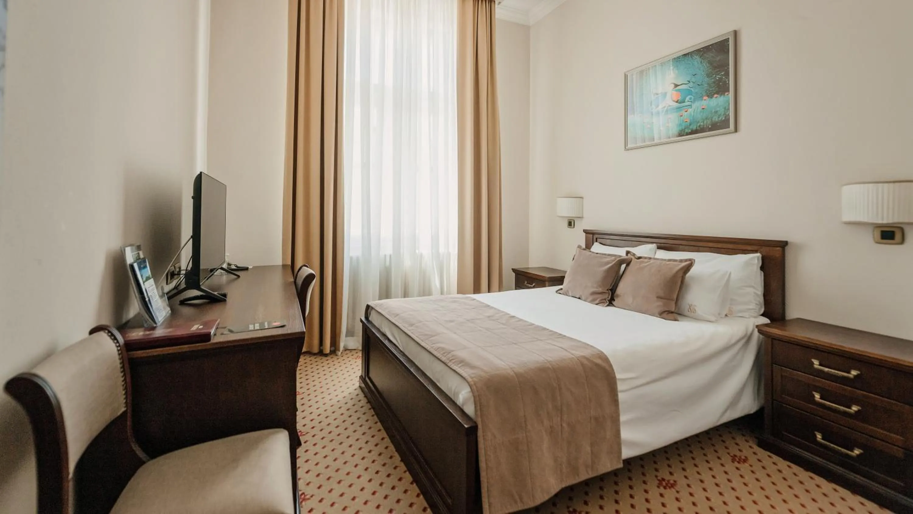 Bed in Hotel Beograd
