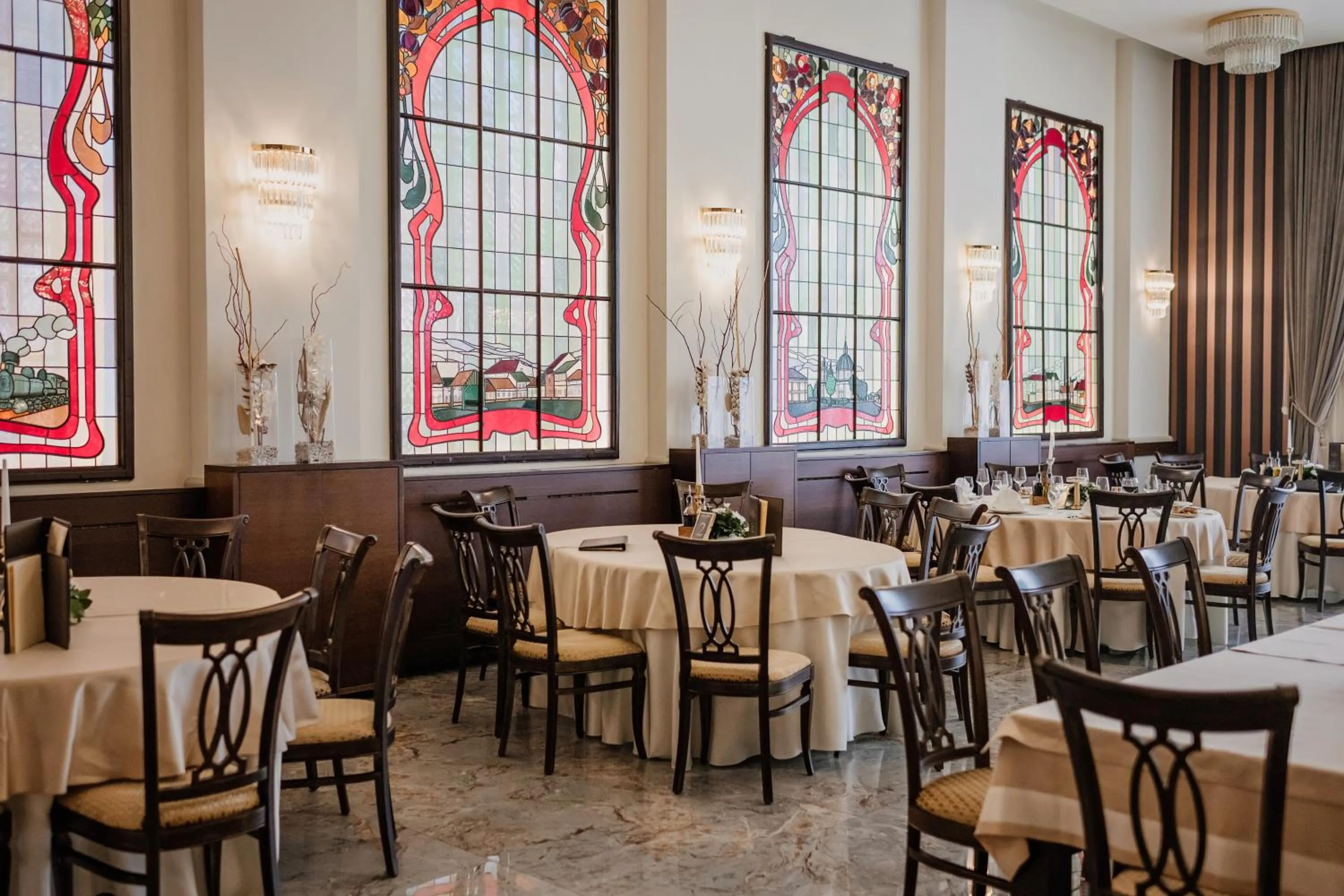 Restaurant/places to eat in Hotel Beograd