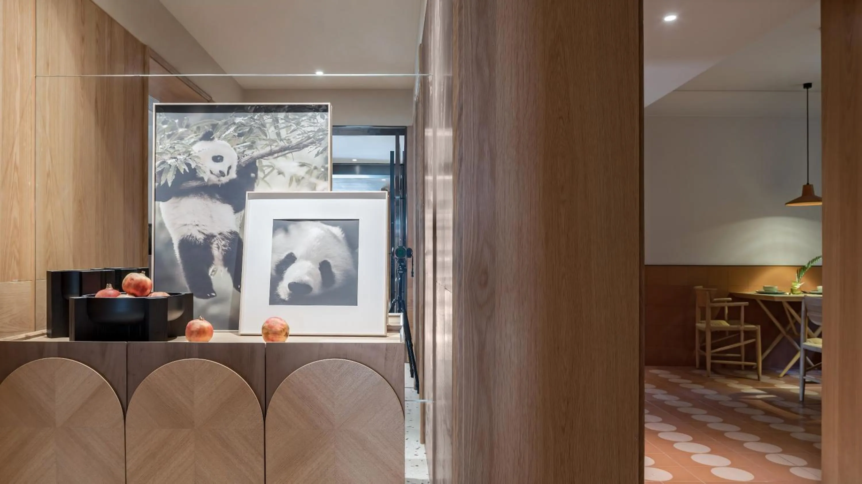 Restaurant/places to eat in Panda Hotel