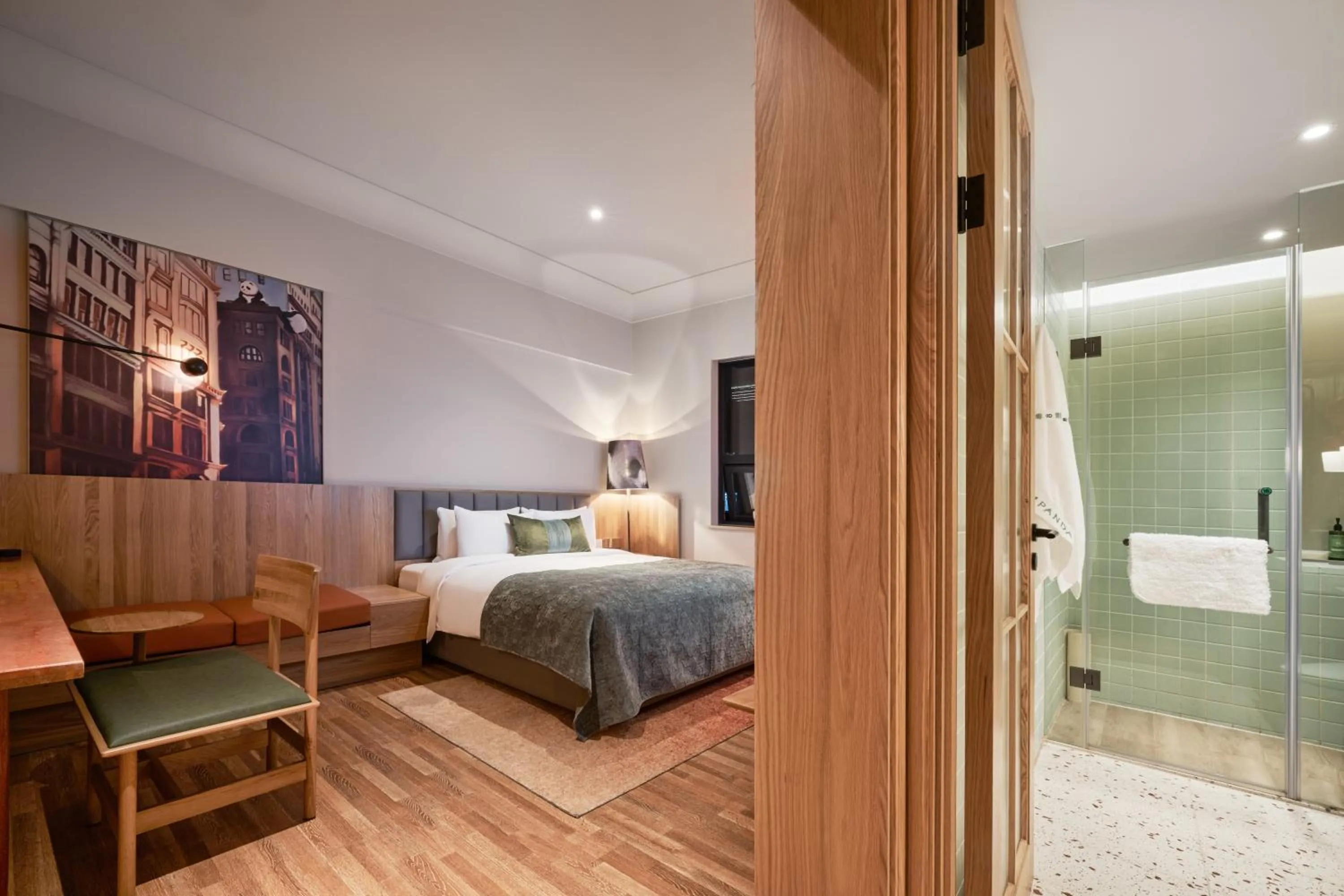 Shower, Bed in Panda Hotel