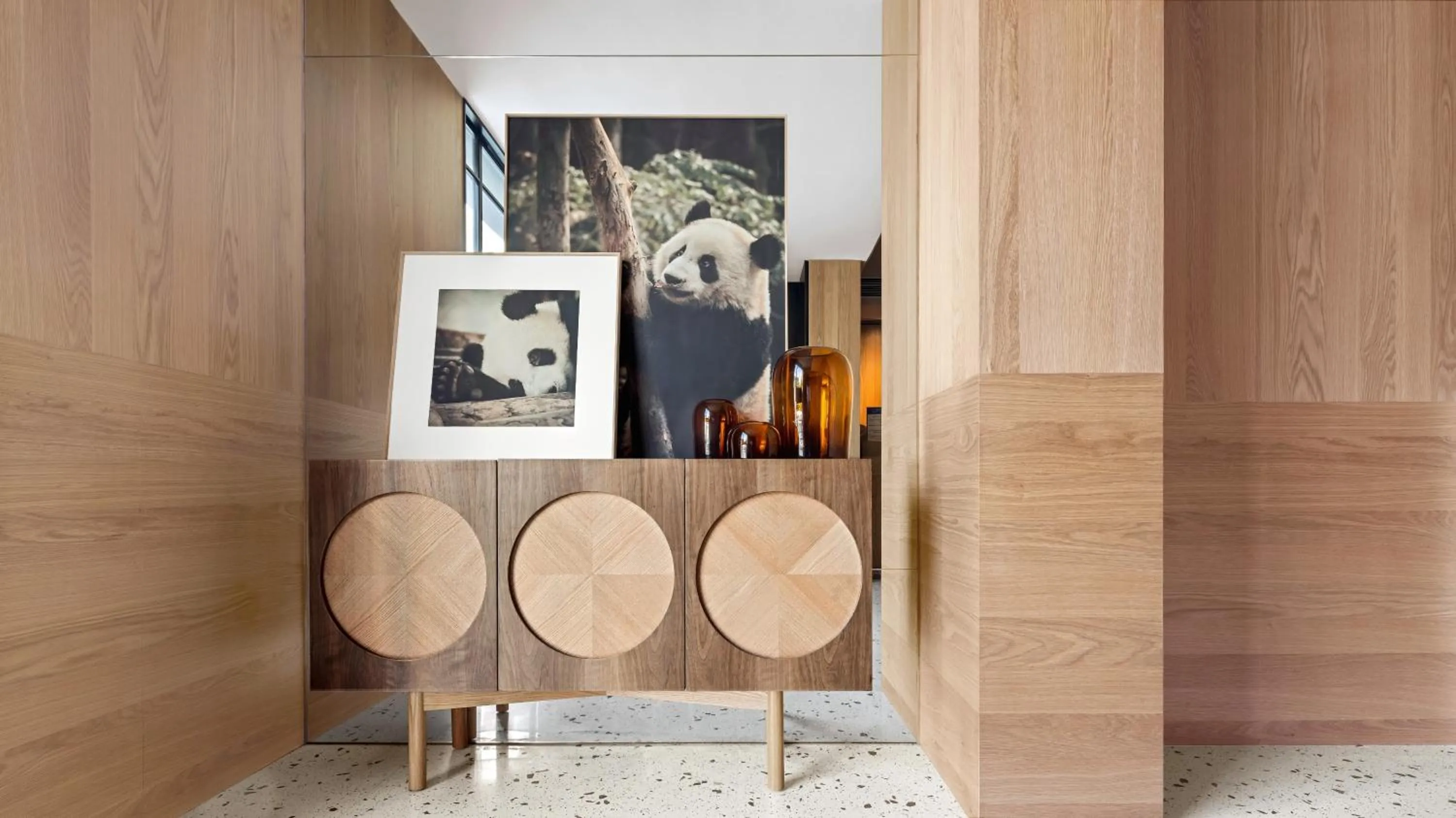 Decorative detail in Panda Hotel