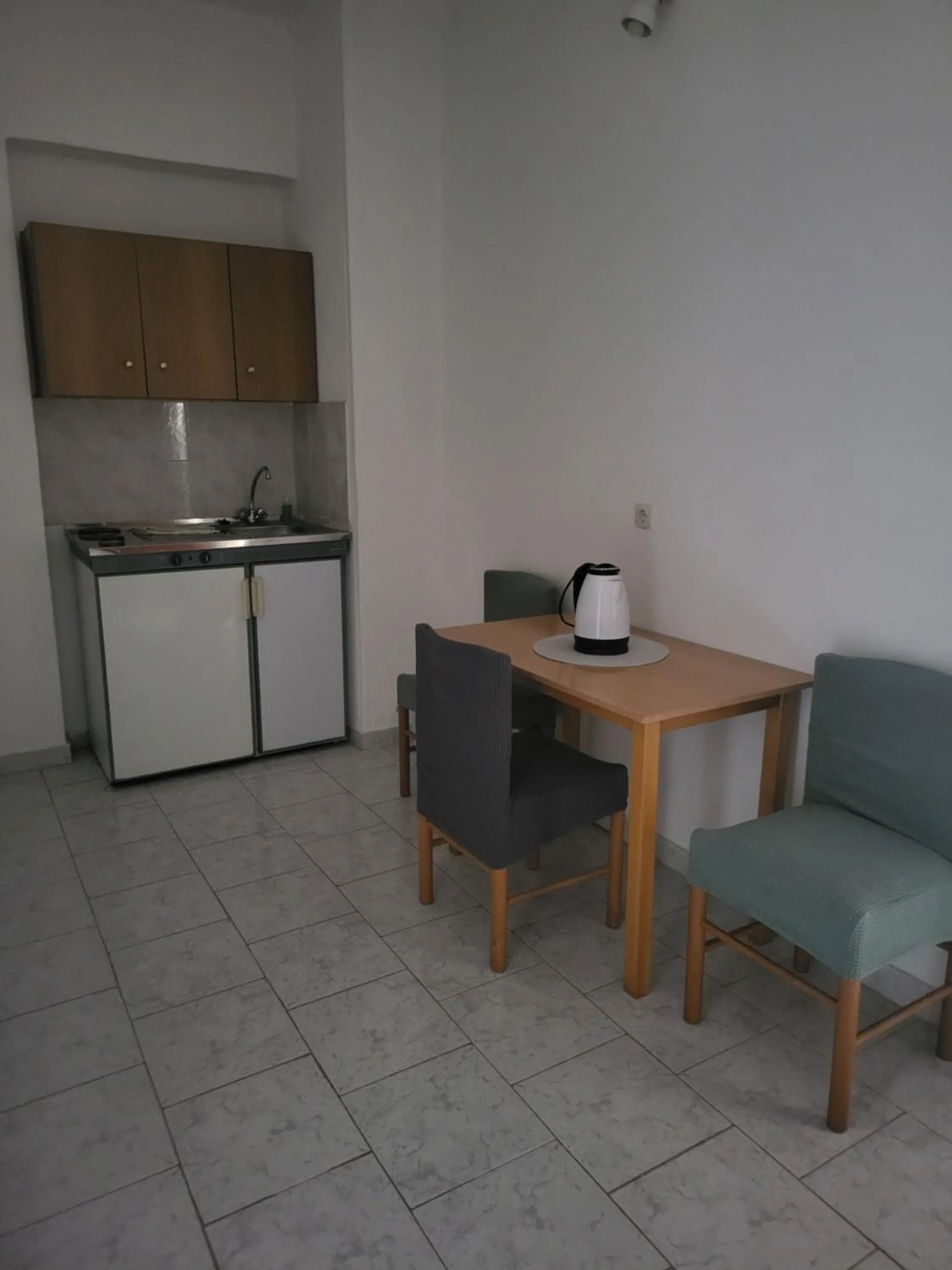 Kitchen or kitchenette in Pyrgos Hotel Apartments