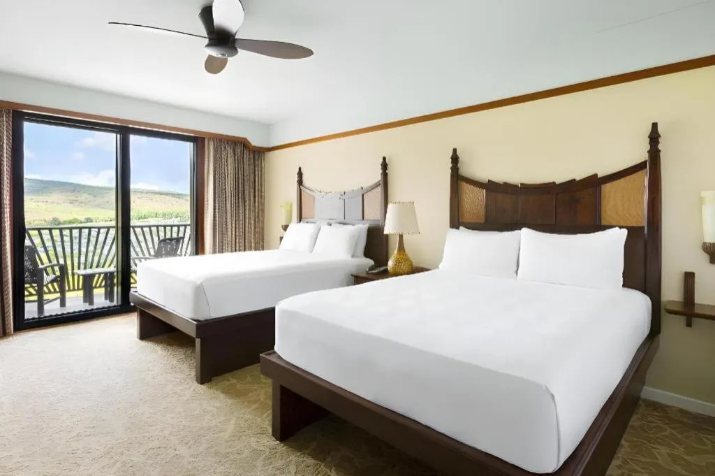 Bed in Aulani, A Disney Resort And Spa