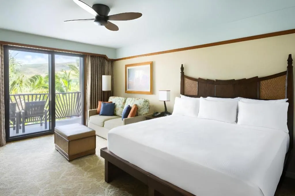 Bed in Aulani, A Disney Resort And Spa