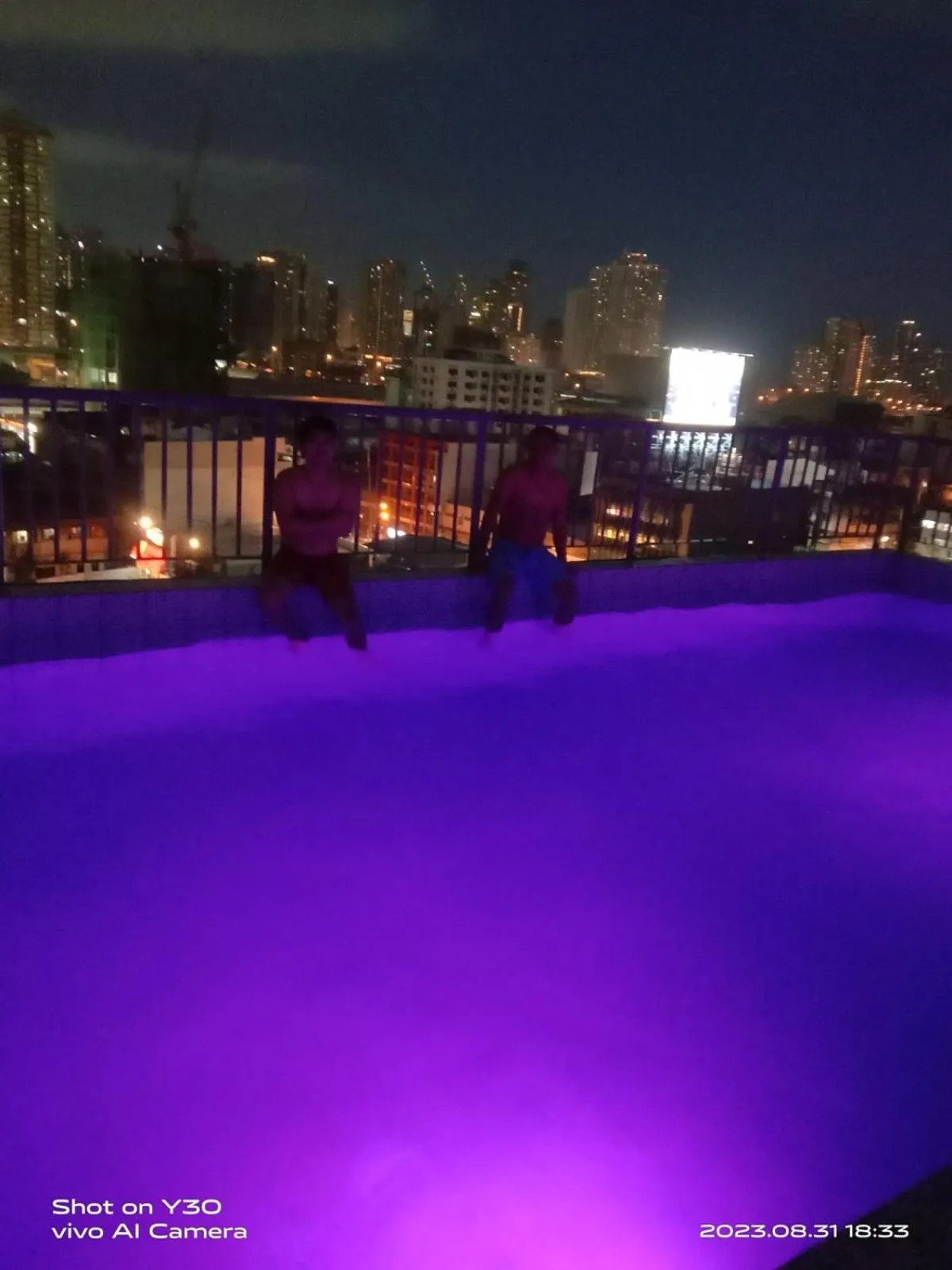 Swimming pool in Dian SUITES 1