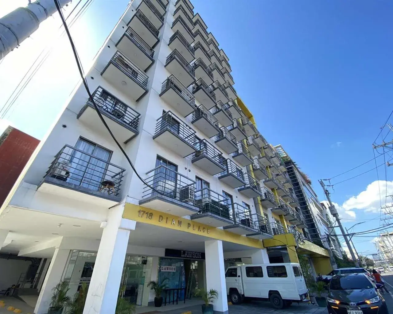 Property building in Dian SUITES 1 Property building in Dian SUITES 1
