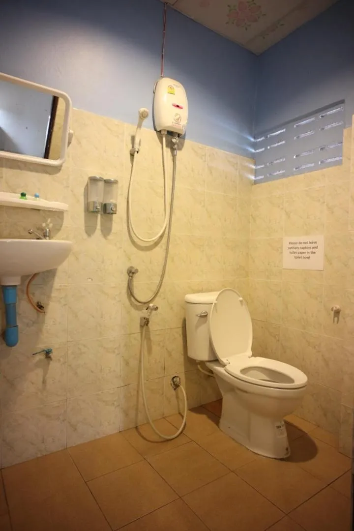 Marina hut guest house