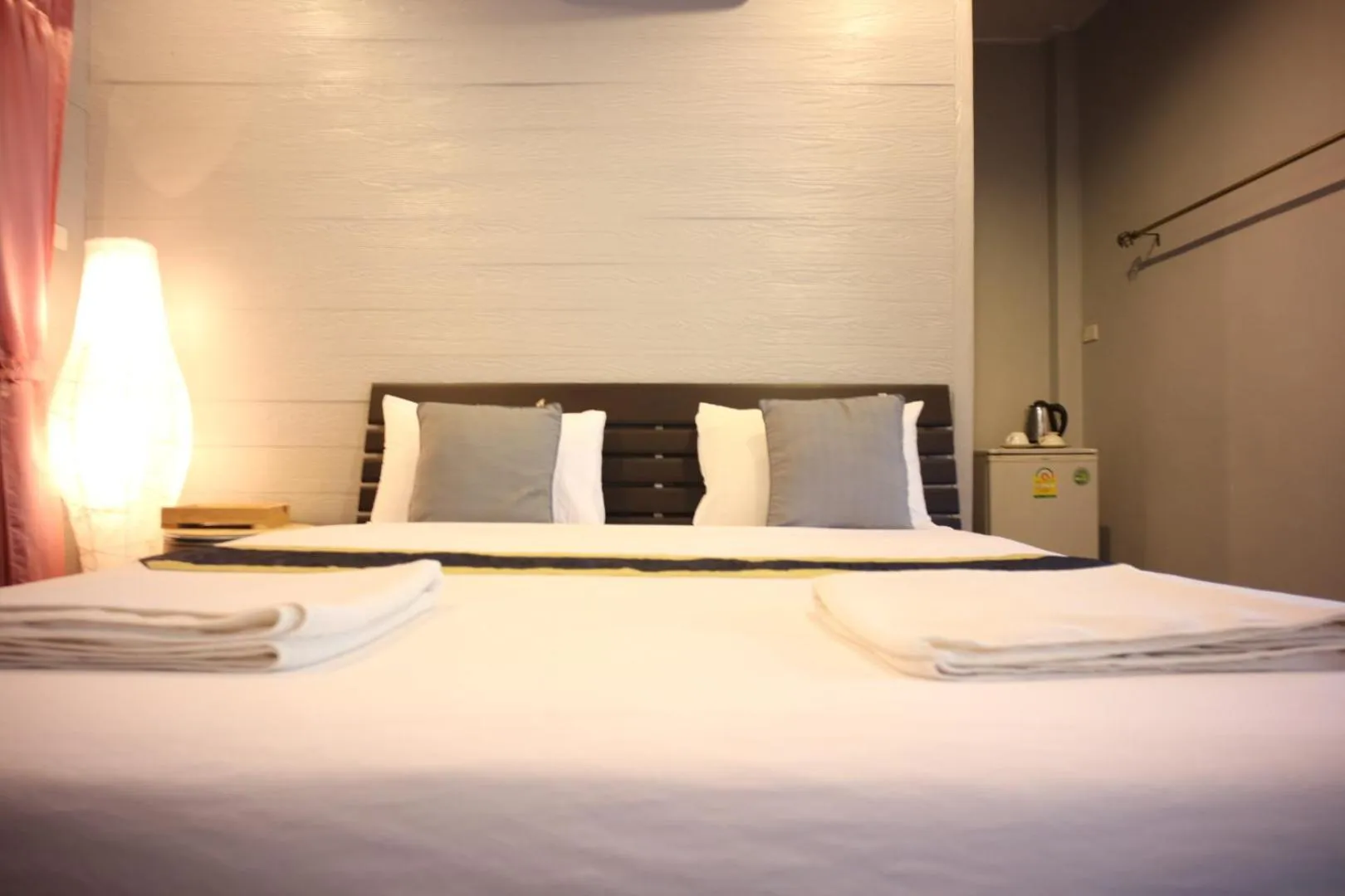 Bed in Marina hut guest house