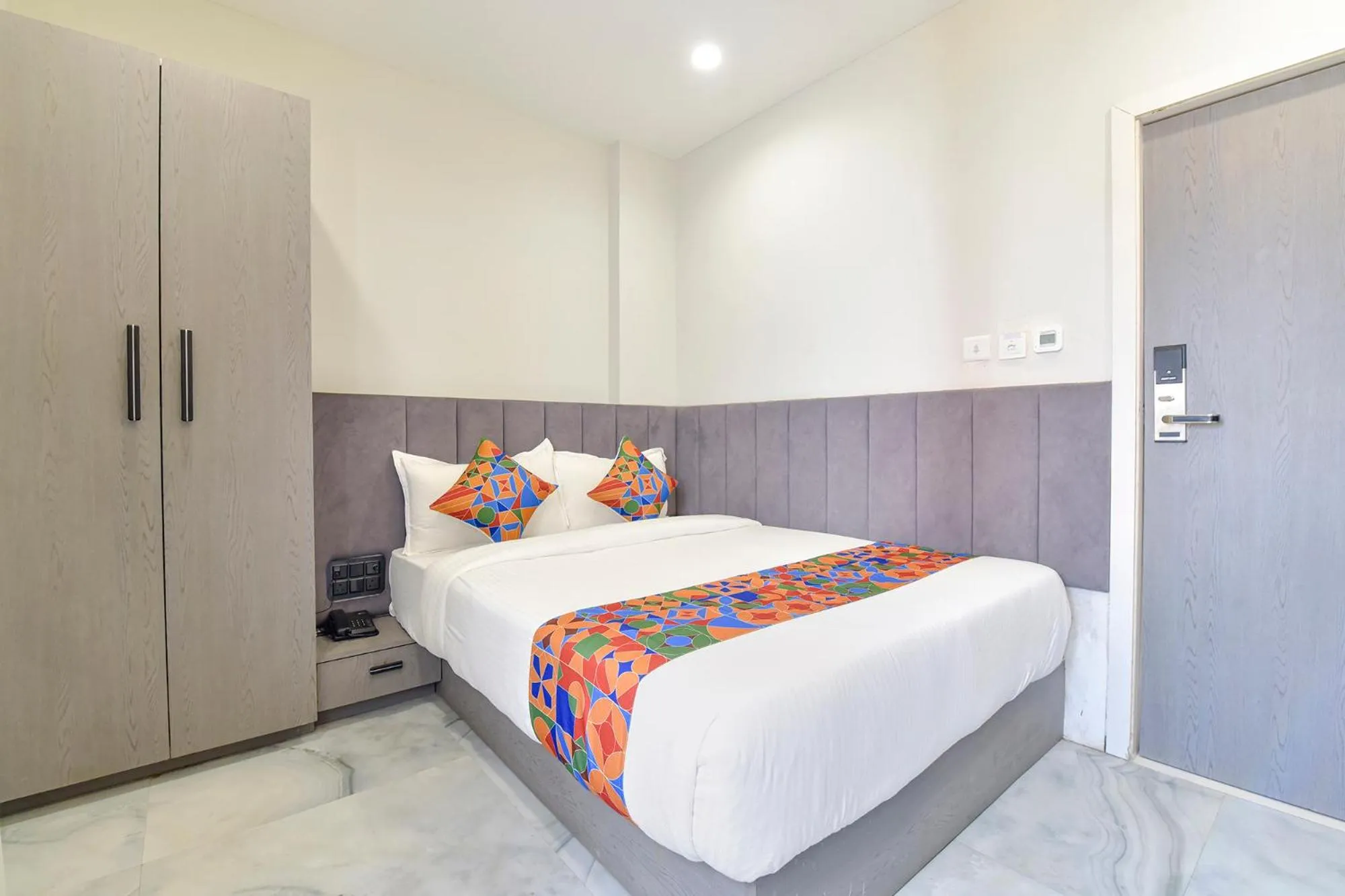 Bed in FabHotel Prime The Grey Circle