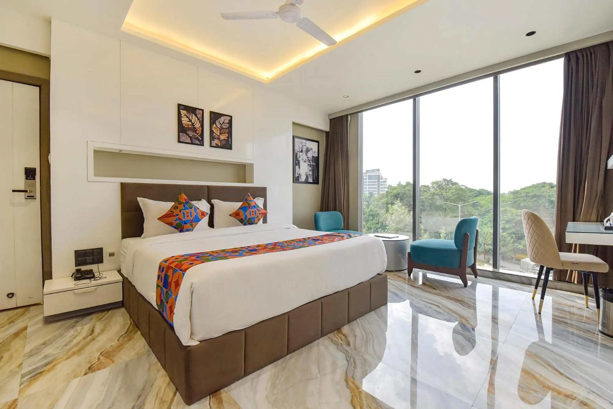 Bed in FabHotel Prime The Grey Circle