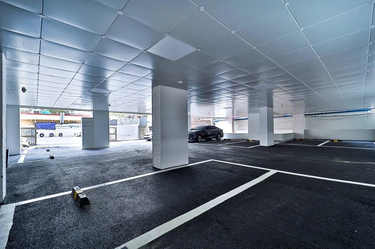 Parking in Denbasta Hotel Daeyeon