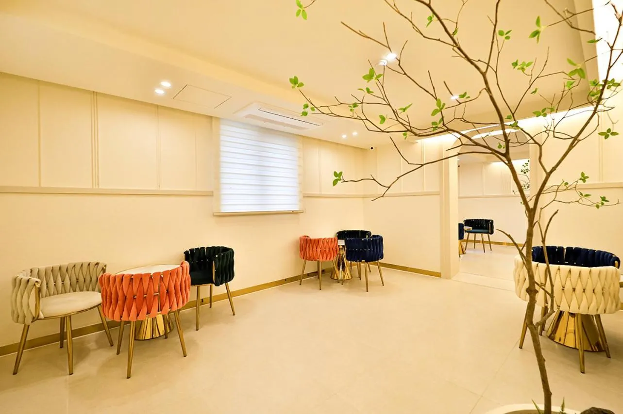 Dining area in Denbasta Hotel Daeyeon