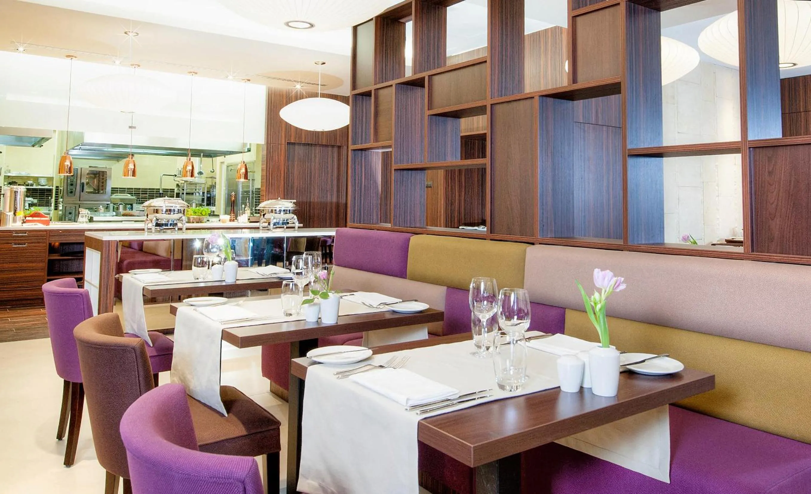 Restaurant/places to eat in Hotel DeSilva Premium Opole