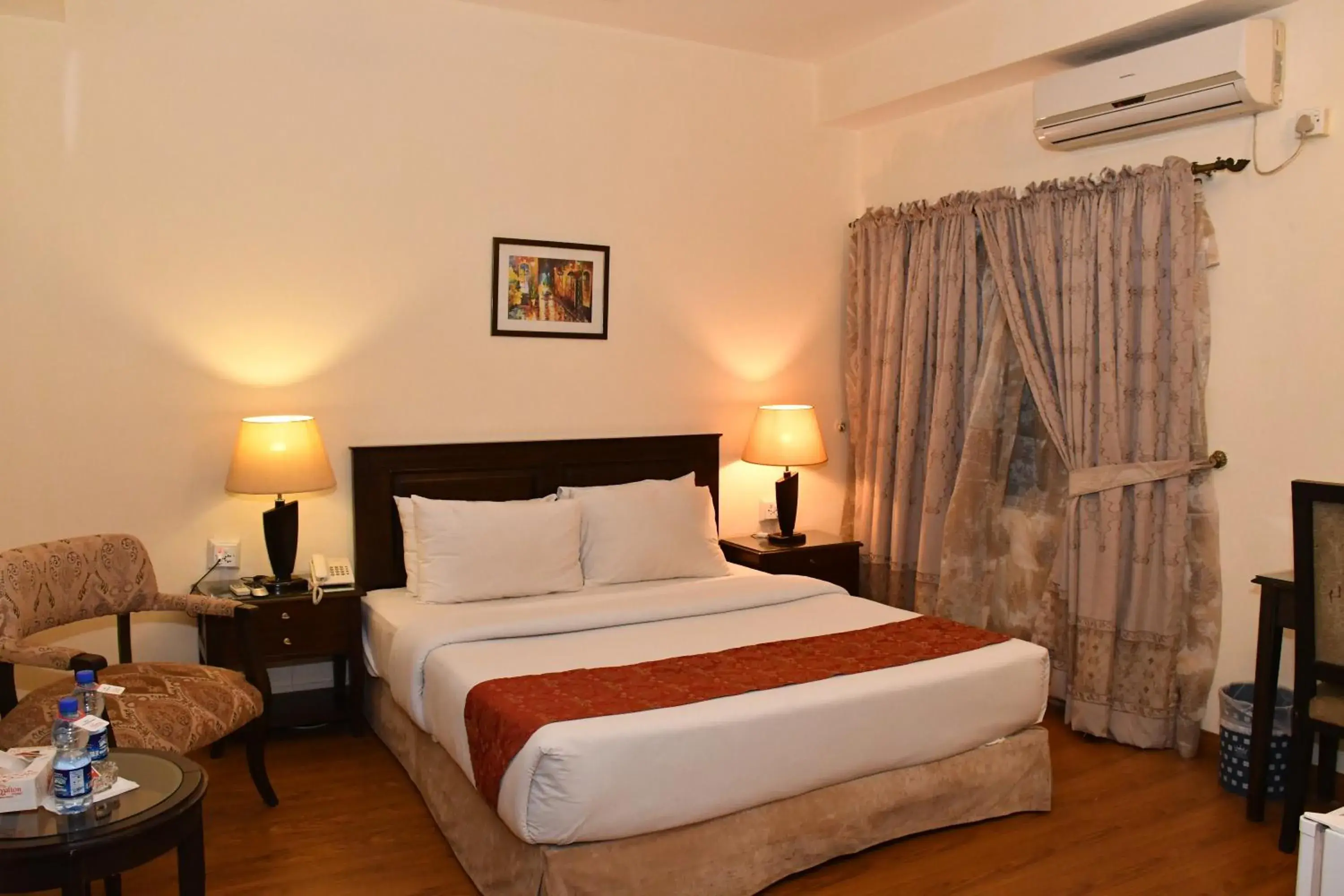 Standard Double Room - single occupancy in Royalton Hotel Rawalpindi Standard Double Room - single occupancy in Royalton Hotel Rawalpindi