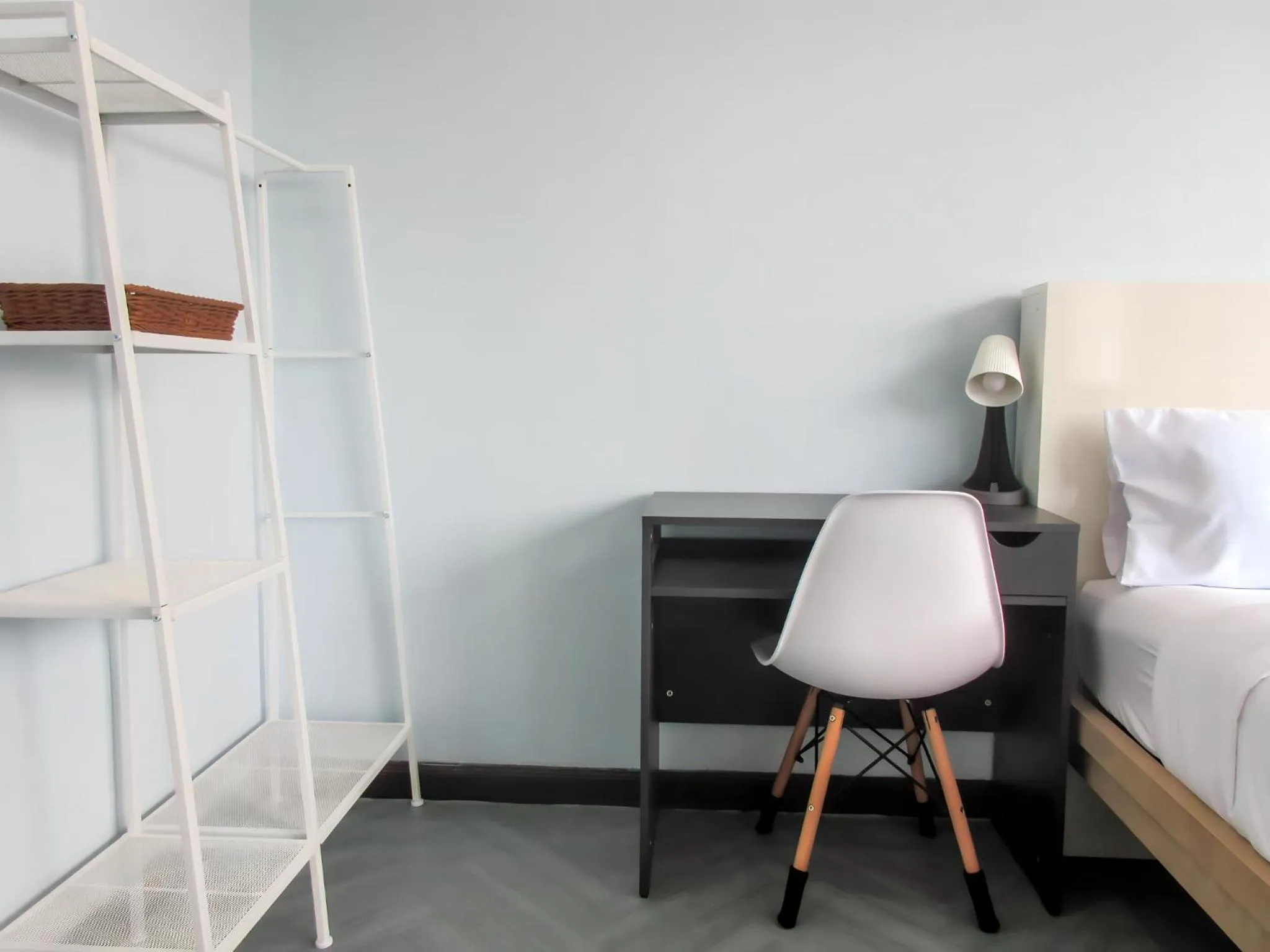 Bed in 420 Hostel - Ekkamai Buds & Beds