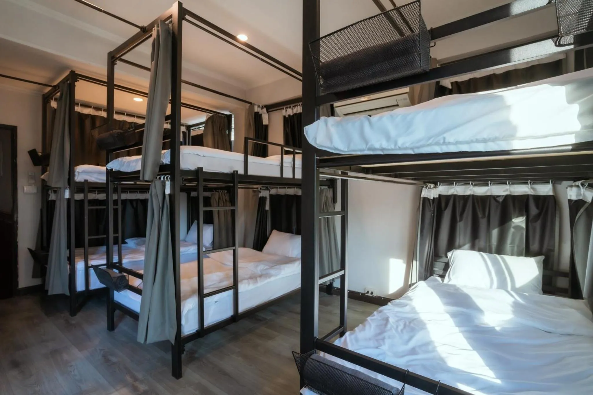 Bed in 420 Hostel - Ekkamai Buds & Beds