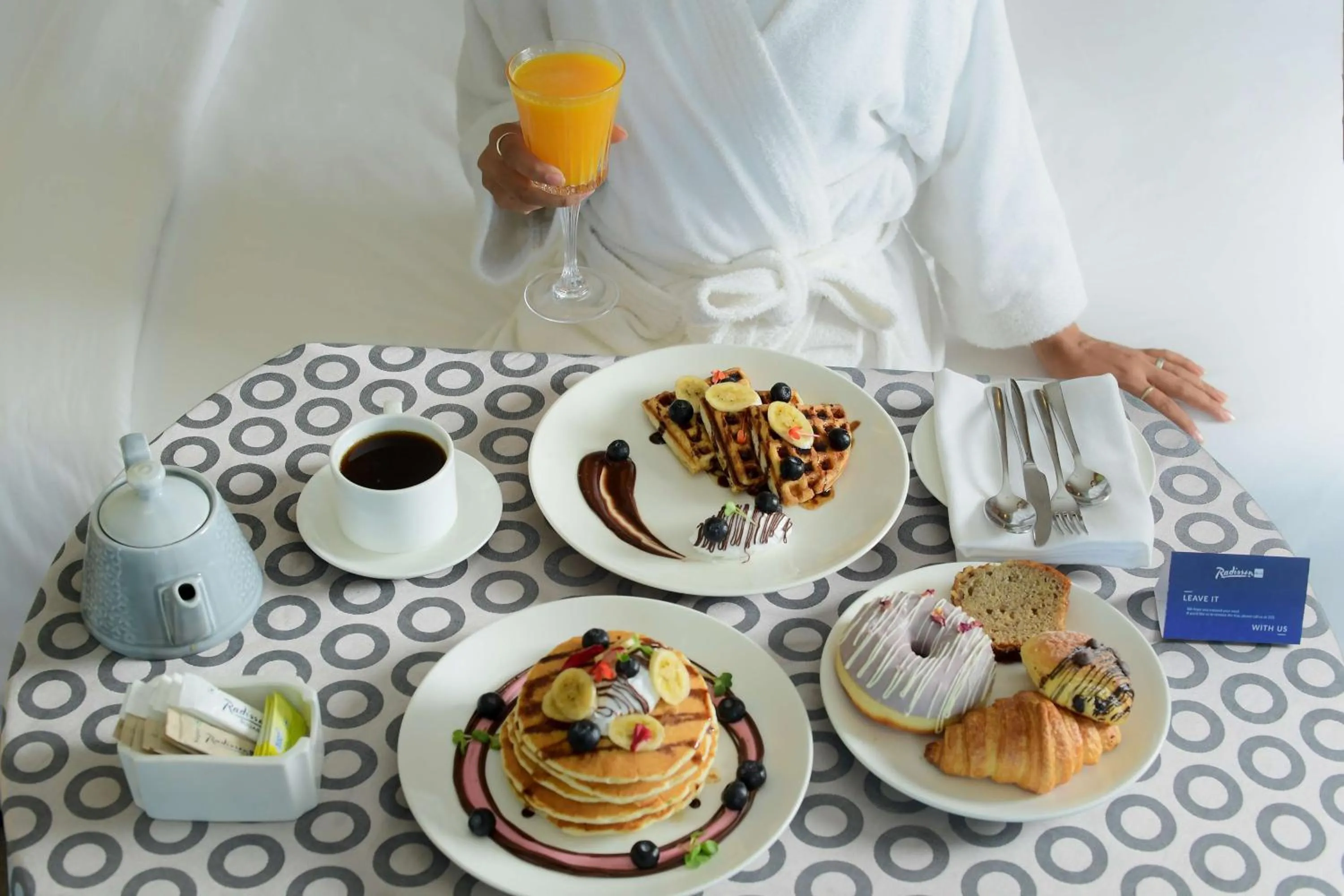 Bedroom in Radisson Blu Hotel Guwahati