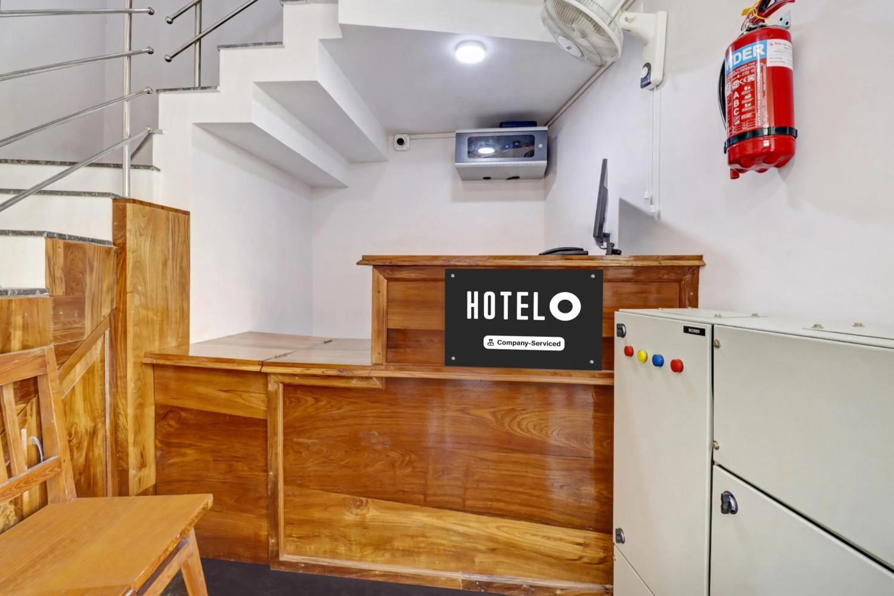 Lobby or reception in Super Hotel O Anayara Near Lulu Mall formerly Timber Residency