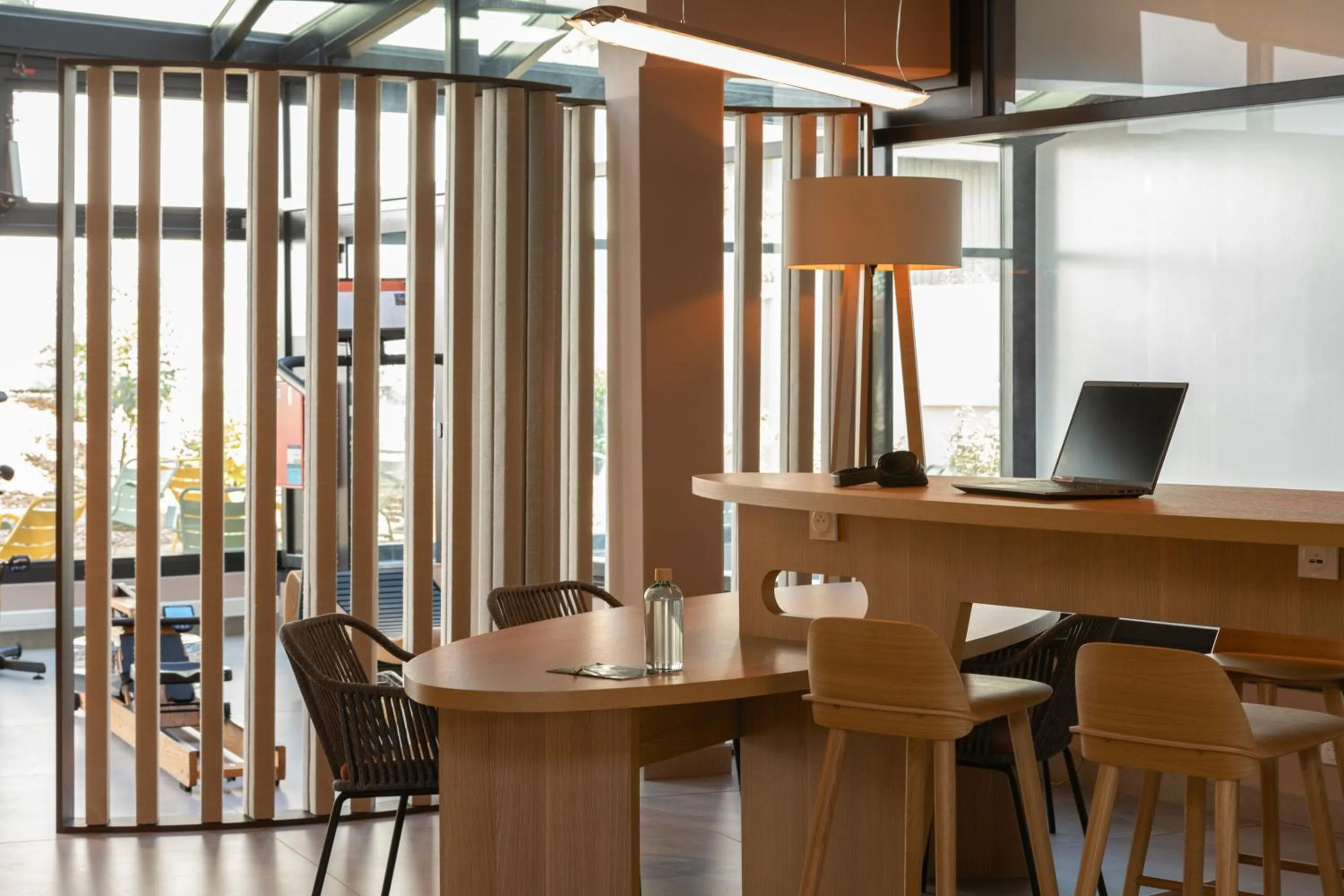 Business facilities in Nomad Hotel Dijon