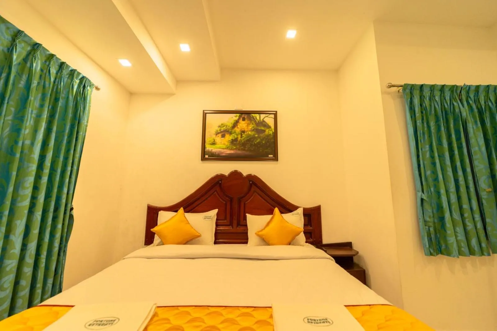 Bed in Fortune Retreats