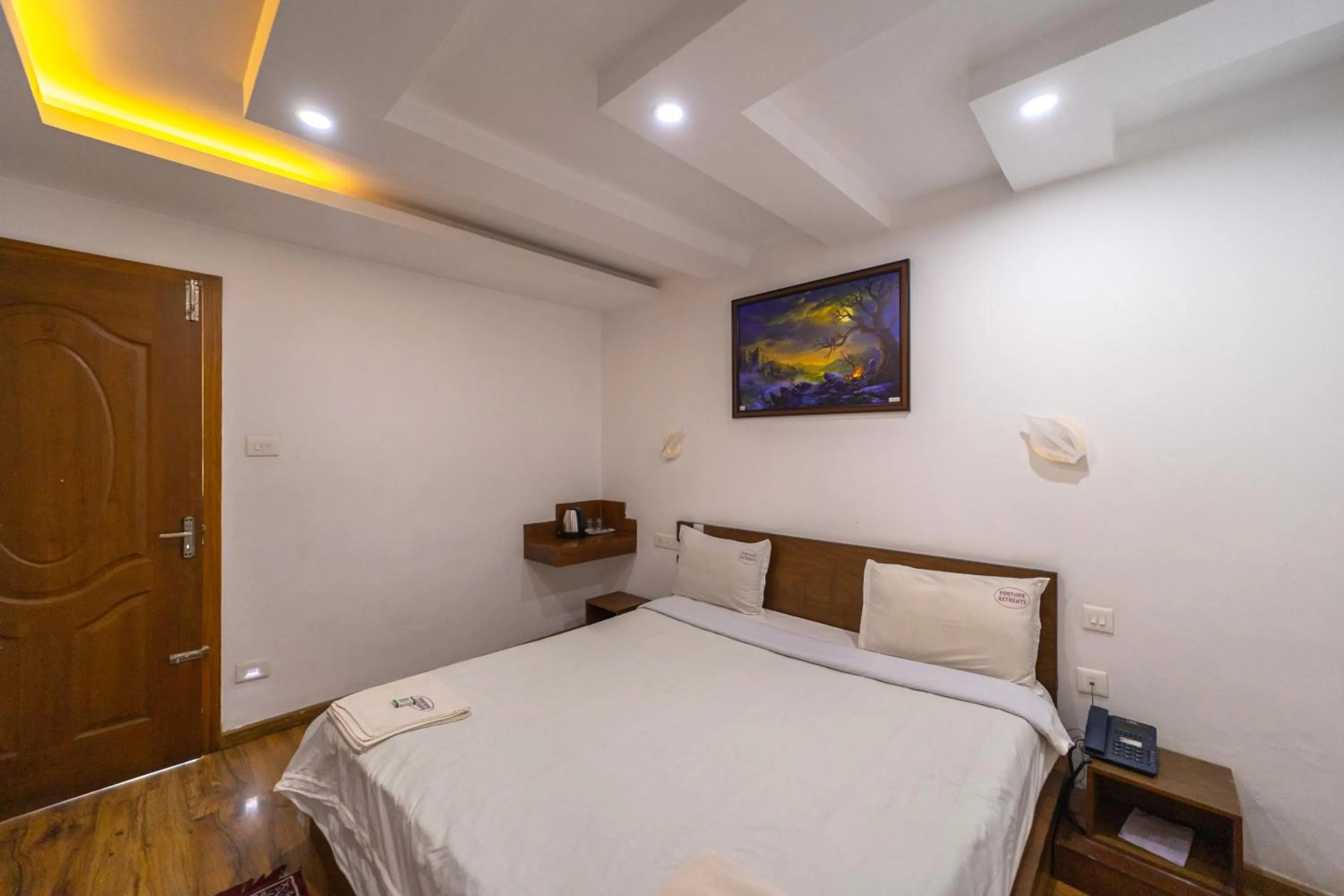 Bed in Fortune Retreats