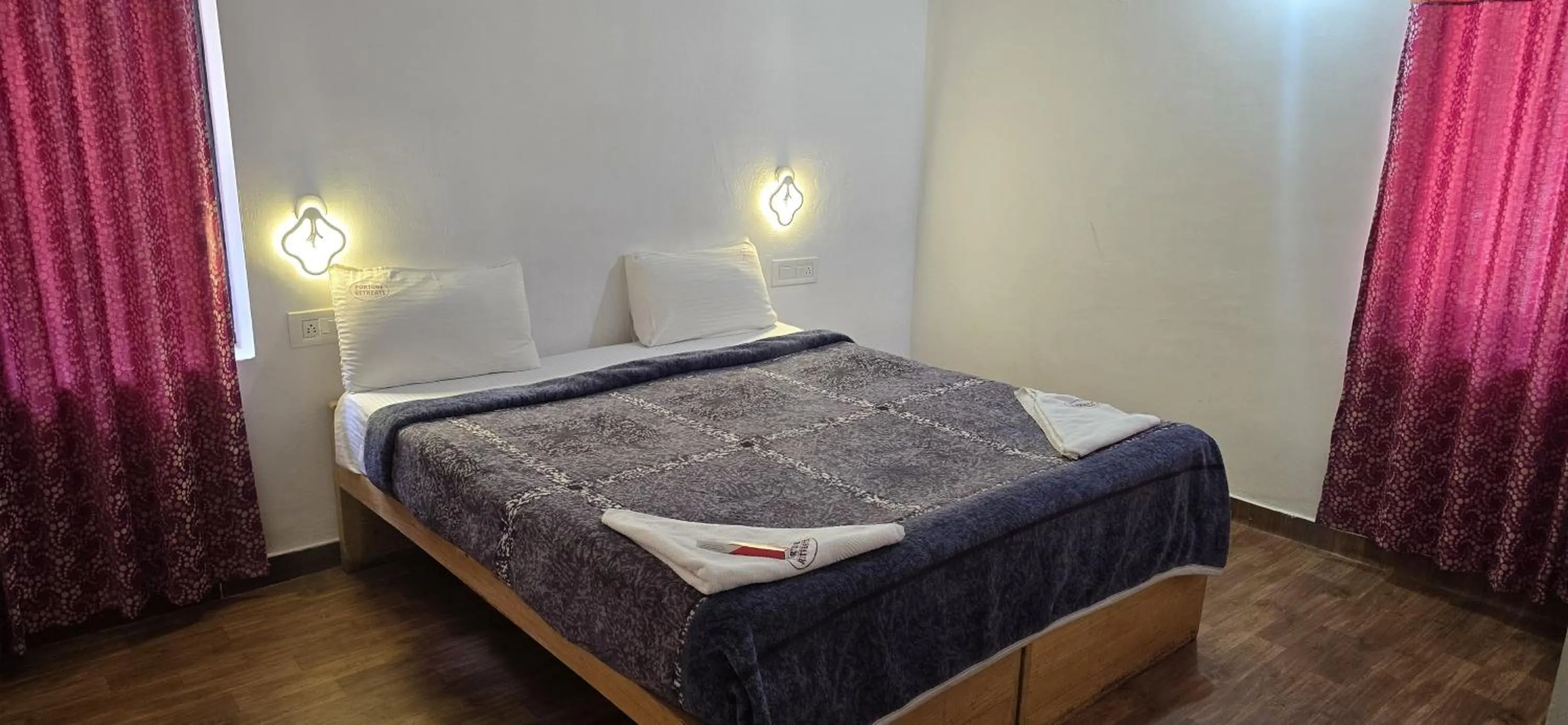 Bed in Fortune Retreats