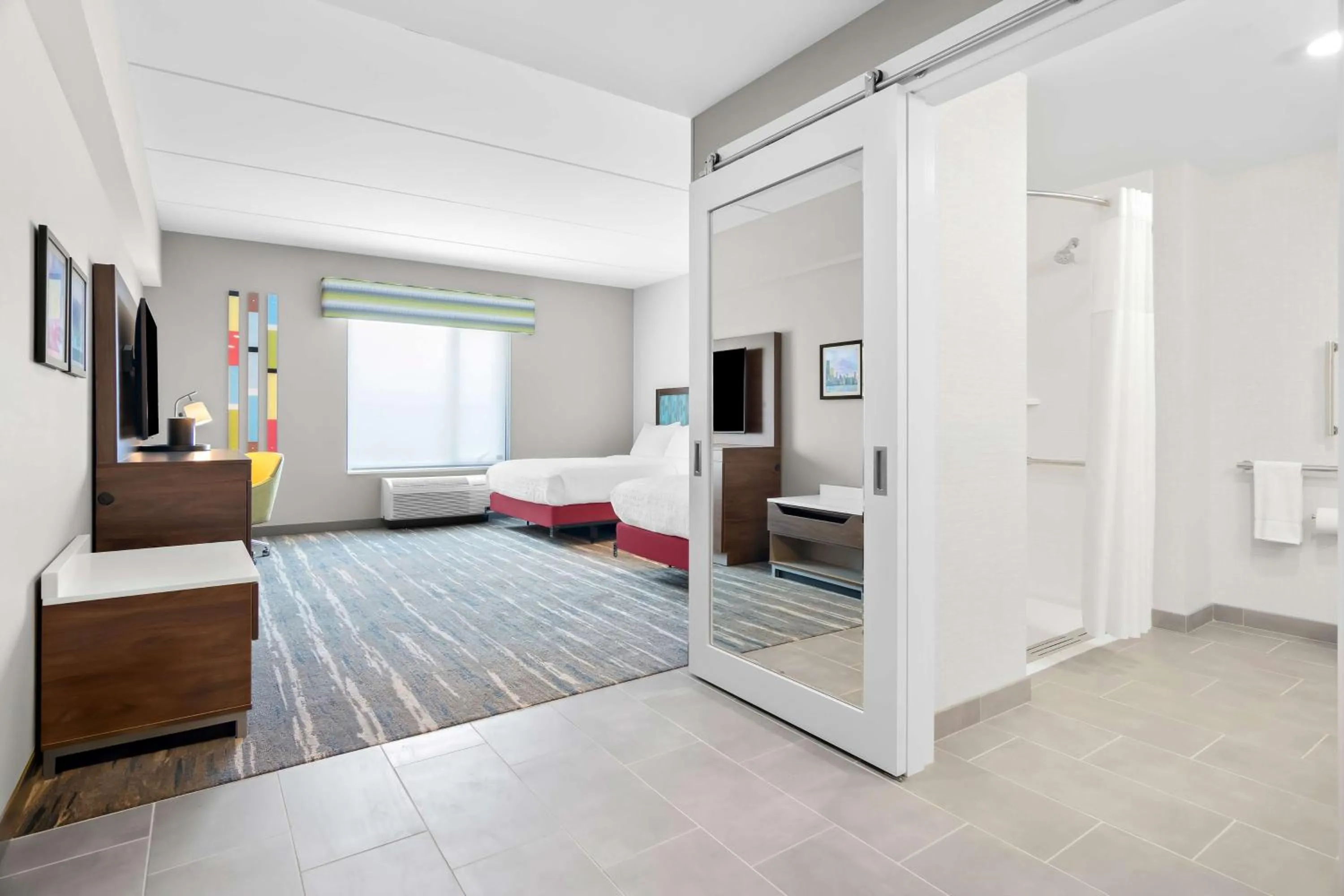 Bed in Hampton Inn & Suites Chicago Medical District Uic