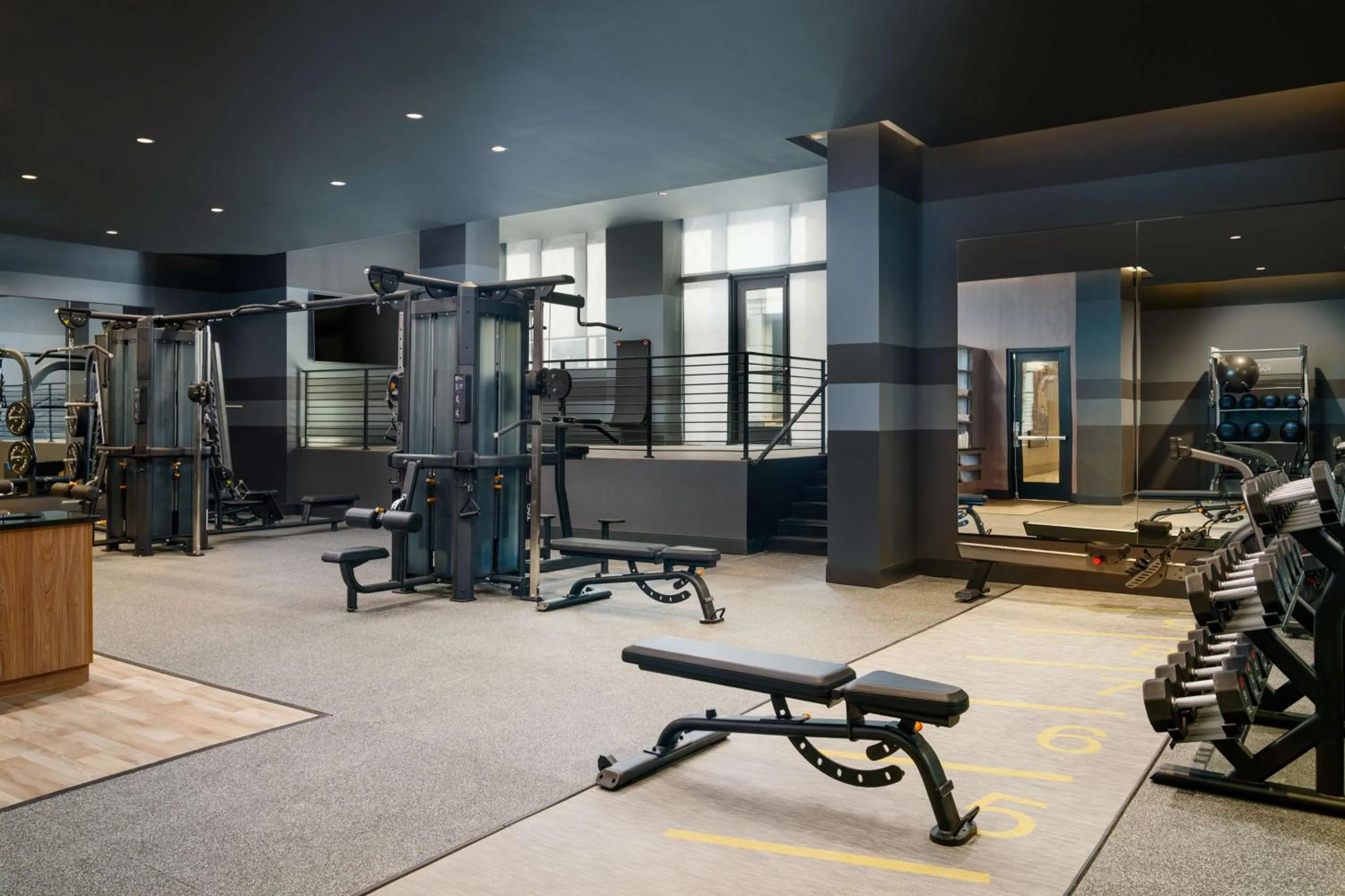 Fitness centre/facilities in Tempo By Hilton Raleigh Downtown