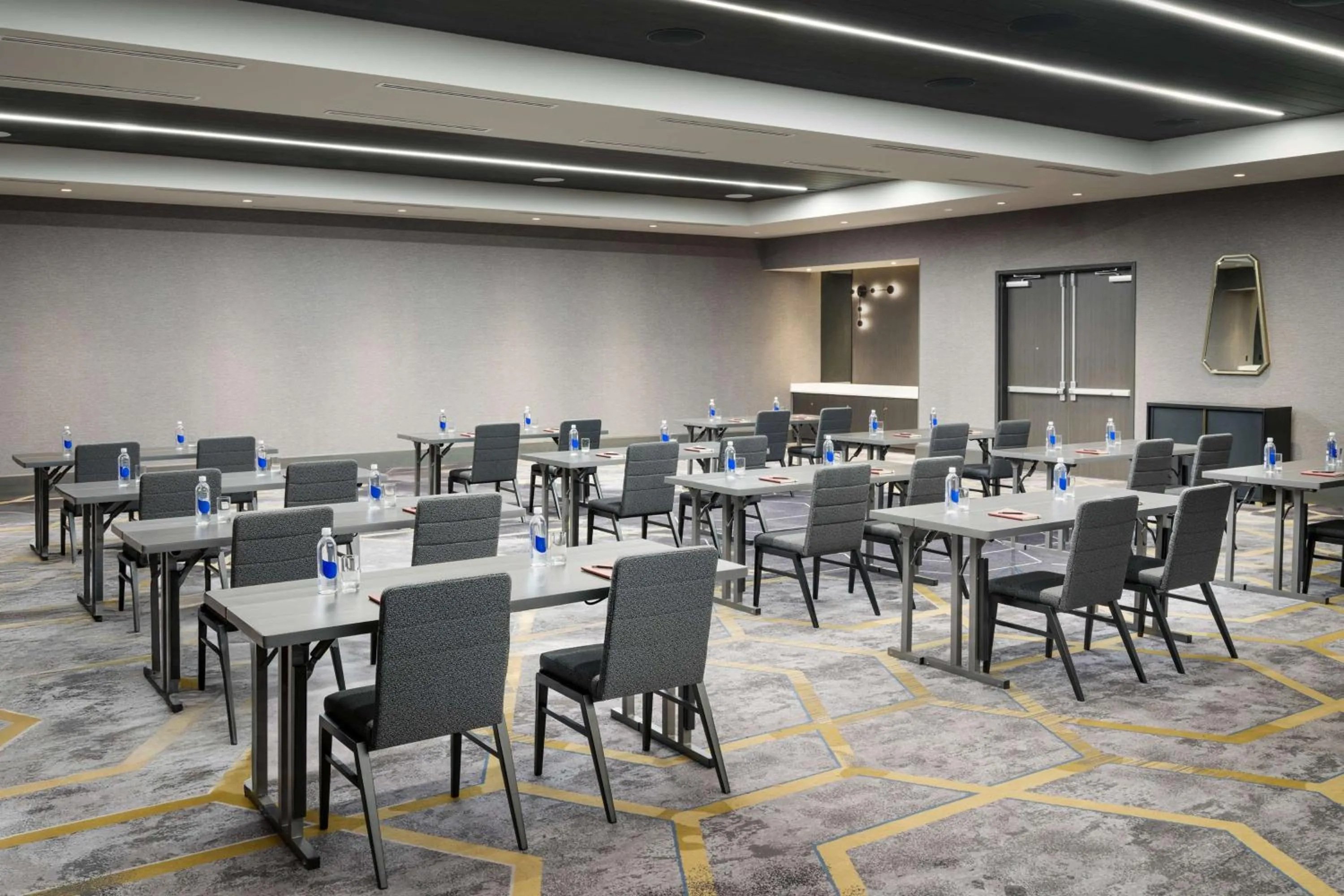 Meeting/conference room in Tempo By Hilton Raleigh Downtown
