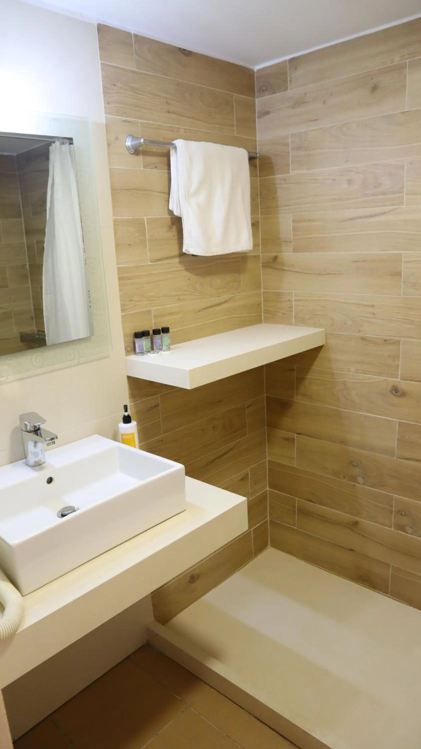 towels in Sunset Paradise Resort