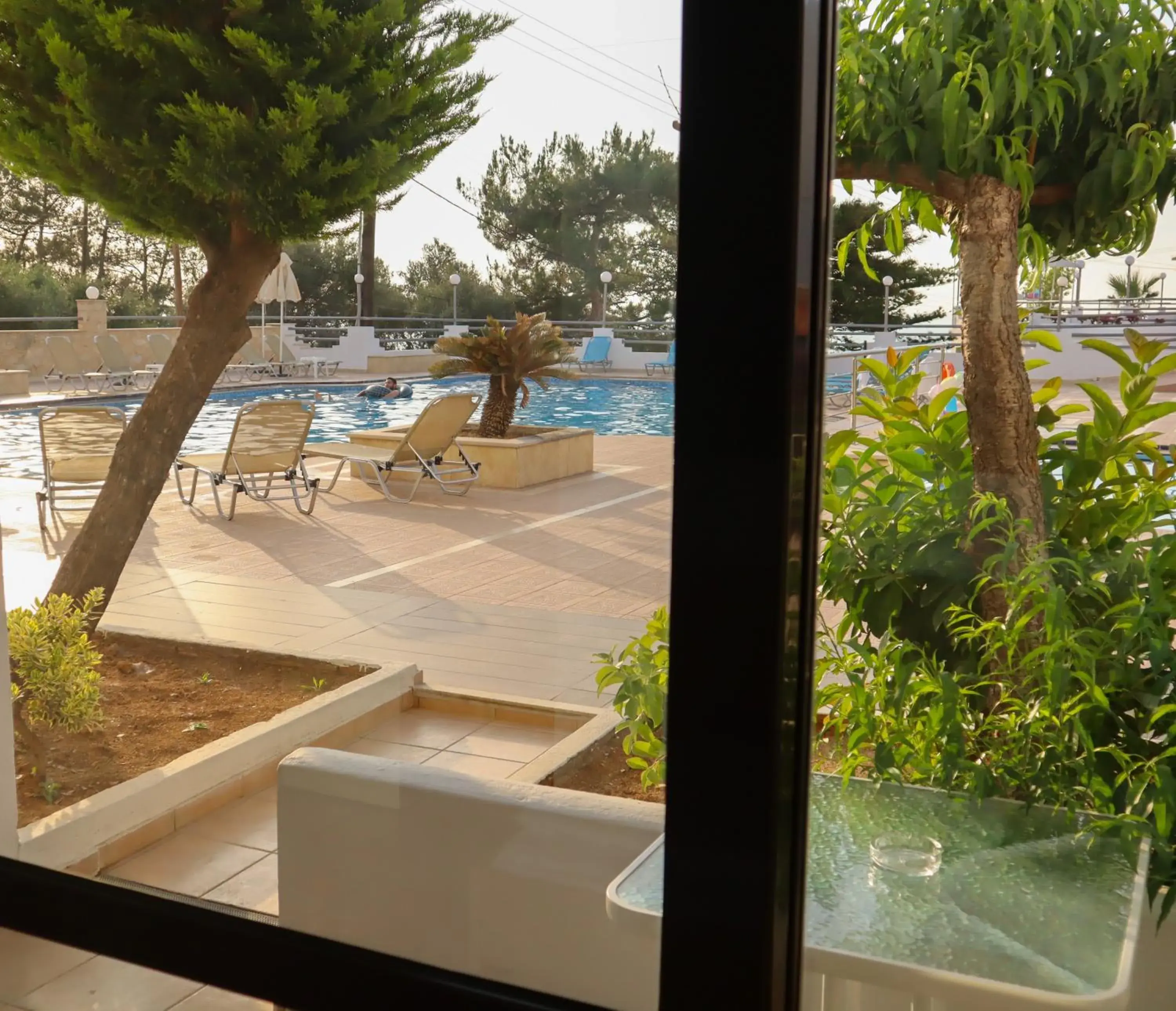 Pool view in Sunset Paradise Resort Pool view in Sunset Paradise Resort