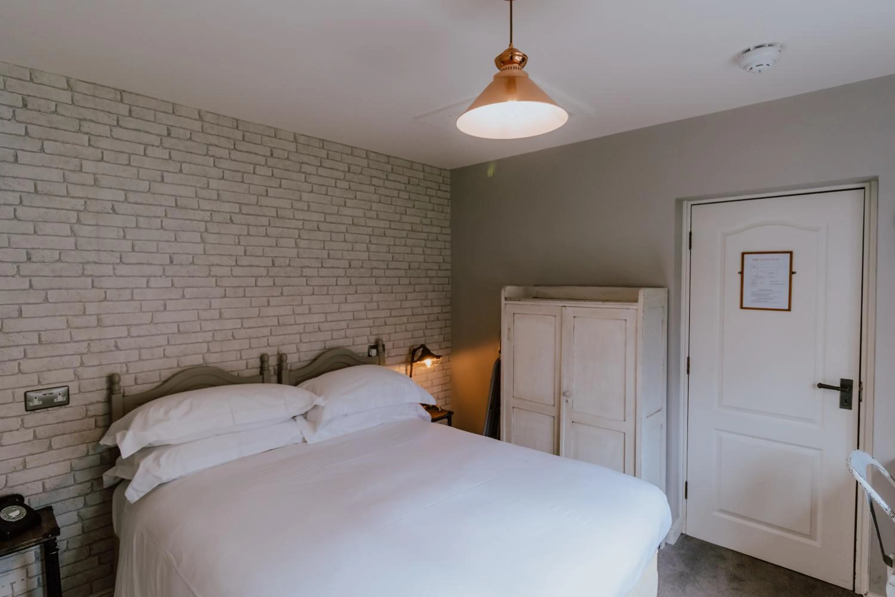 Bedroom, Bed in Widbrook Grange