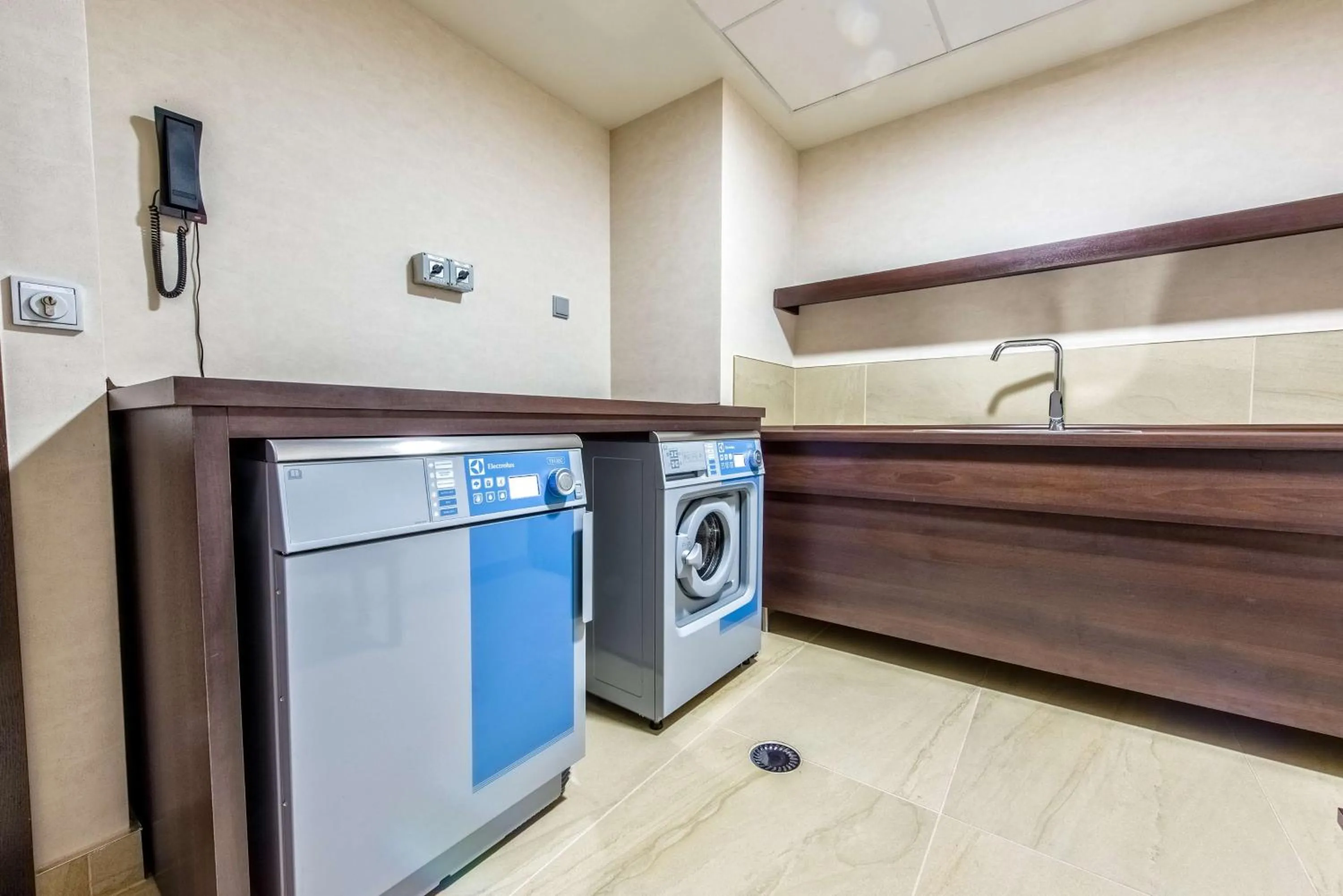 Property building in Hilton Garden Inn Krakow Airport