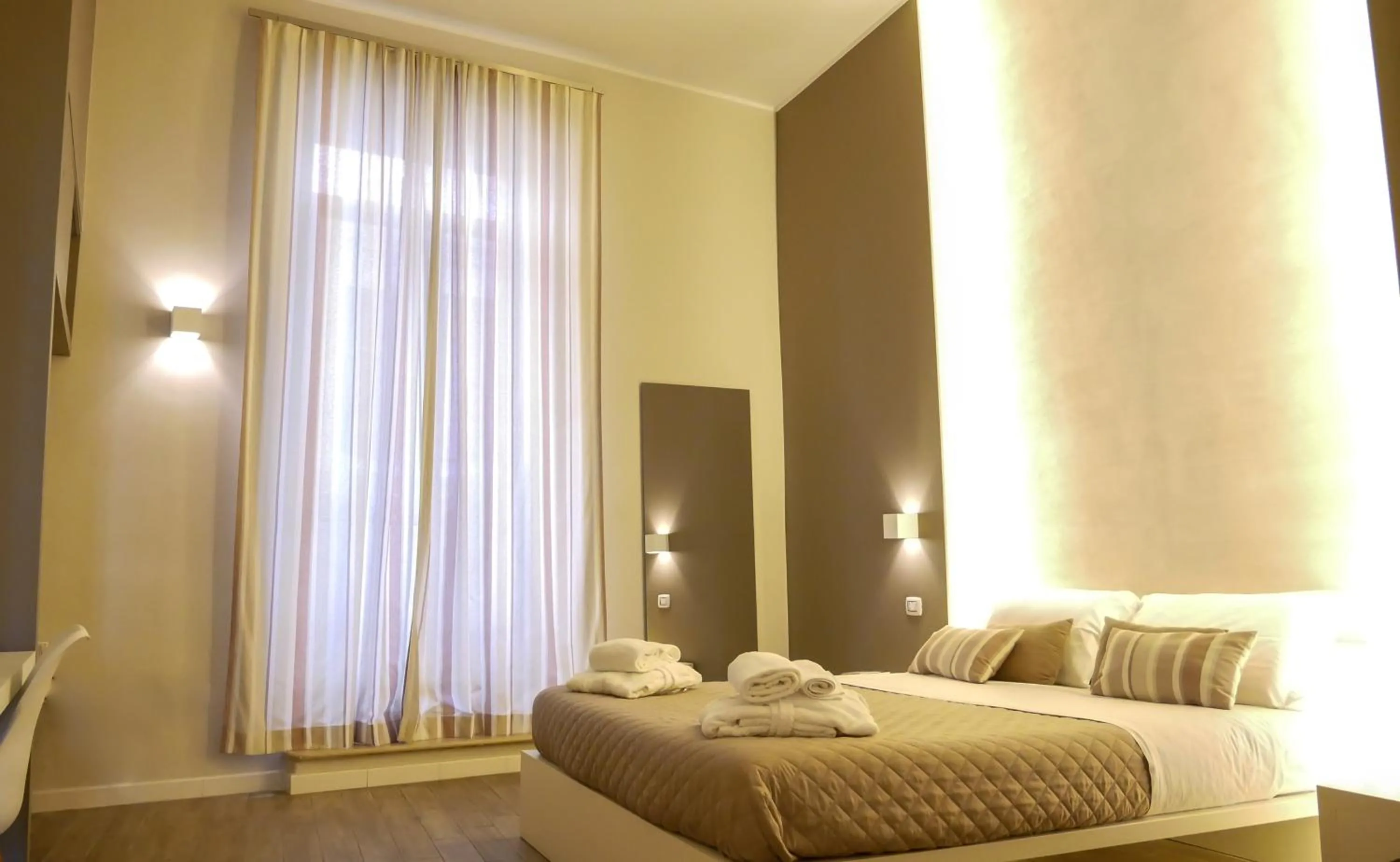 Photo of the whole room, Bed in La Banchina Holiday Rooms