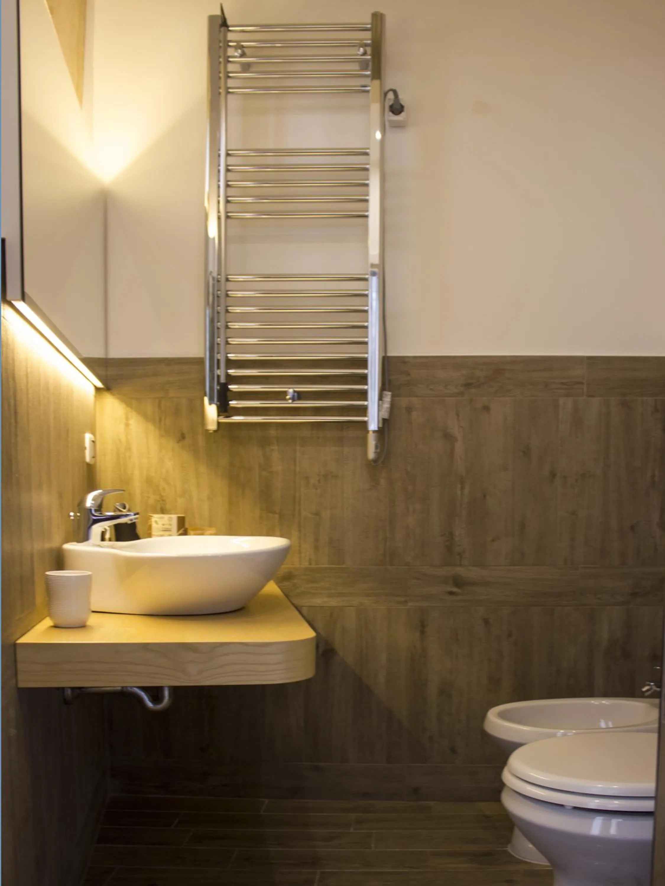 Bathroom in La Banchina Holiday Rooms