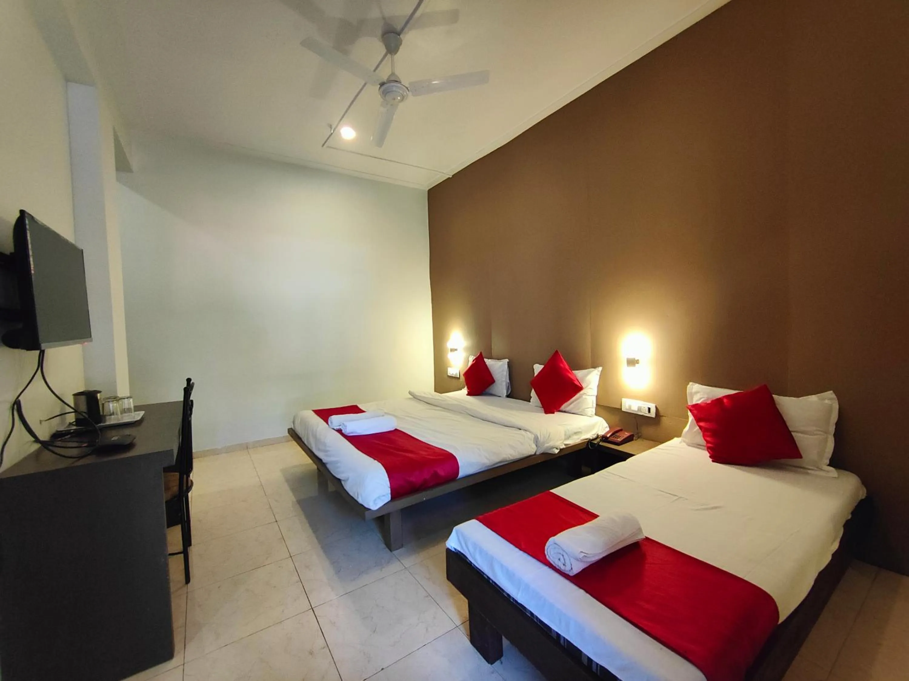 Photo of the whole room, Bed in Rain Raga Resort