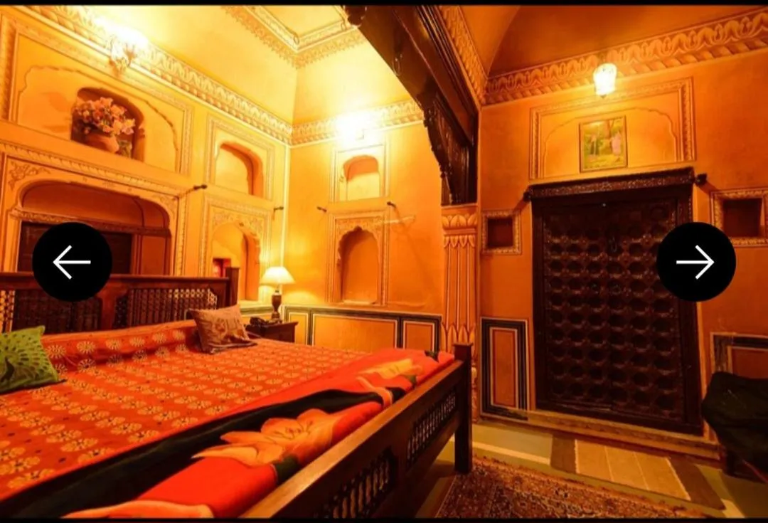 Bed in Hotel Radhika Haveli, Mandawa