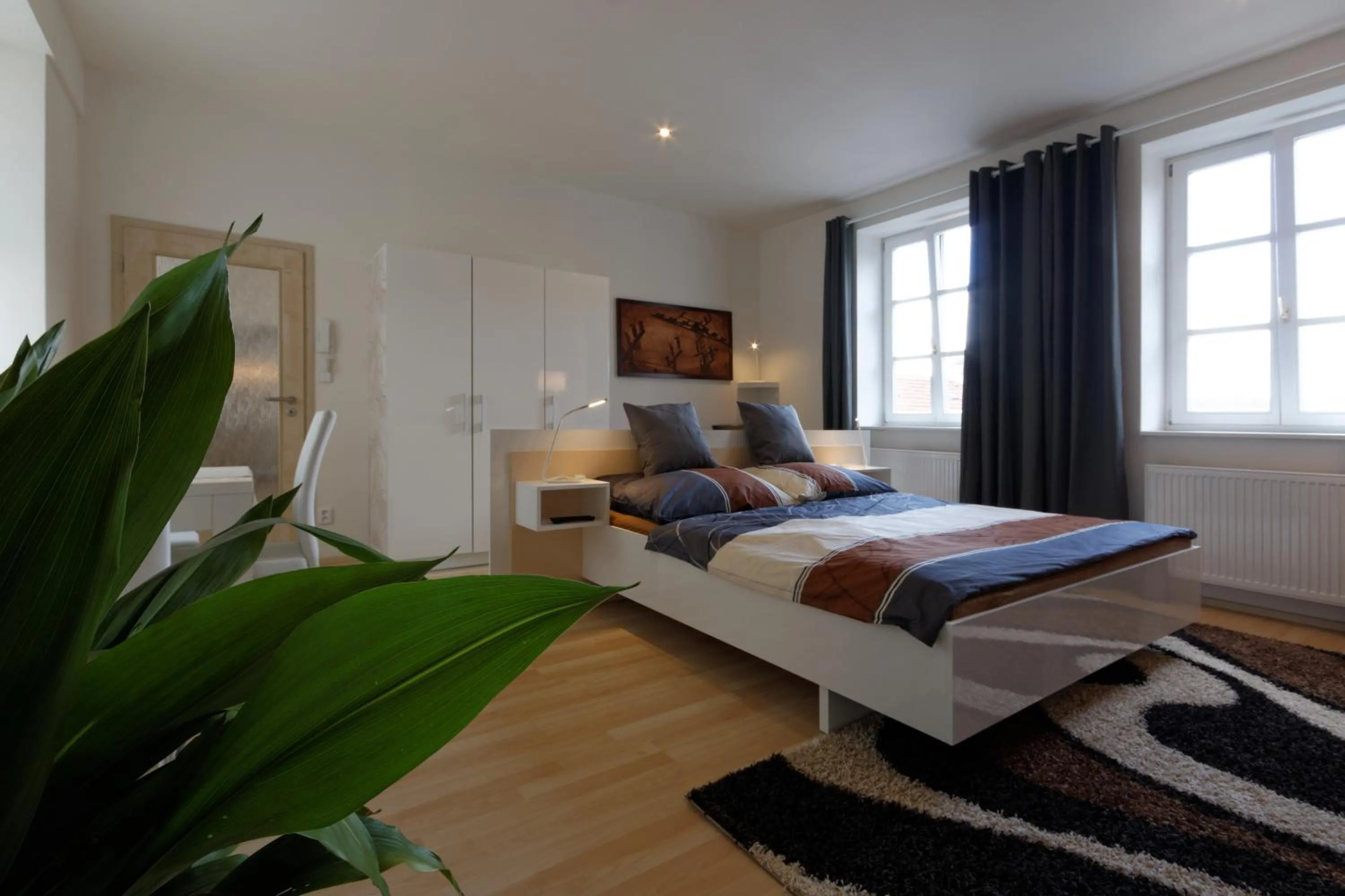 Day in Atrium Apartments