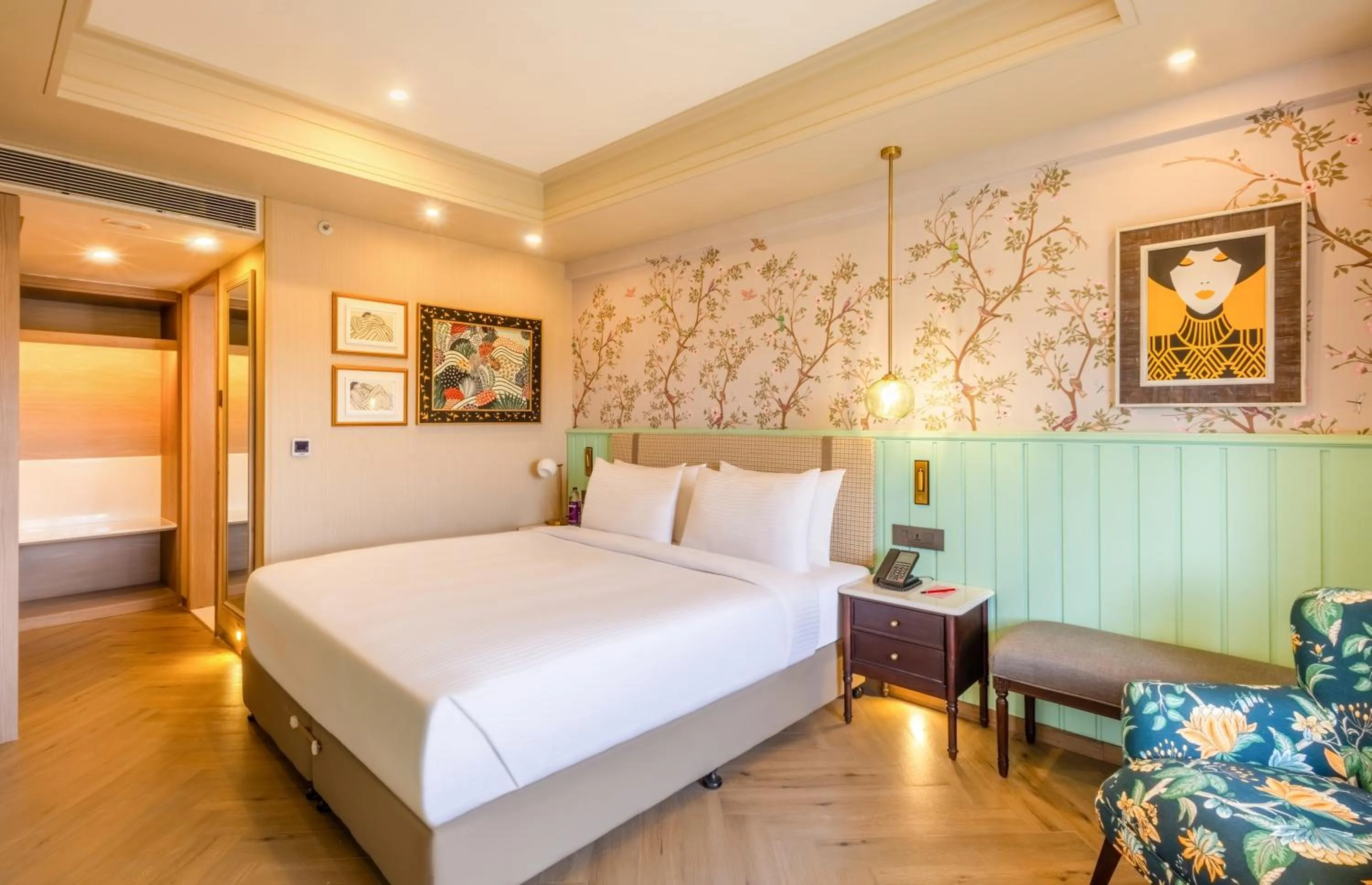 Bedroom, Bed in Enrise by Sayaji Lonavala