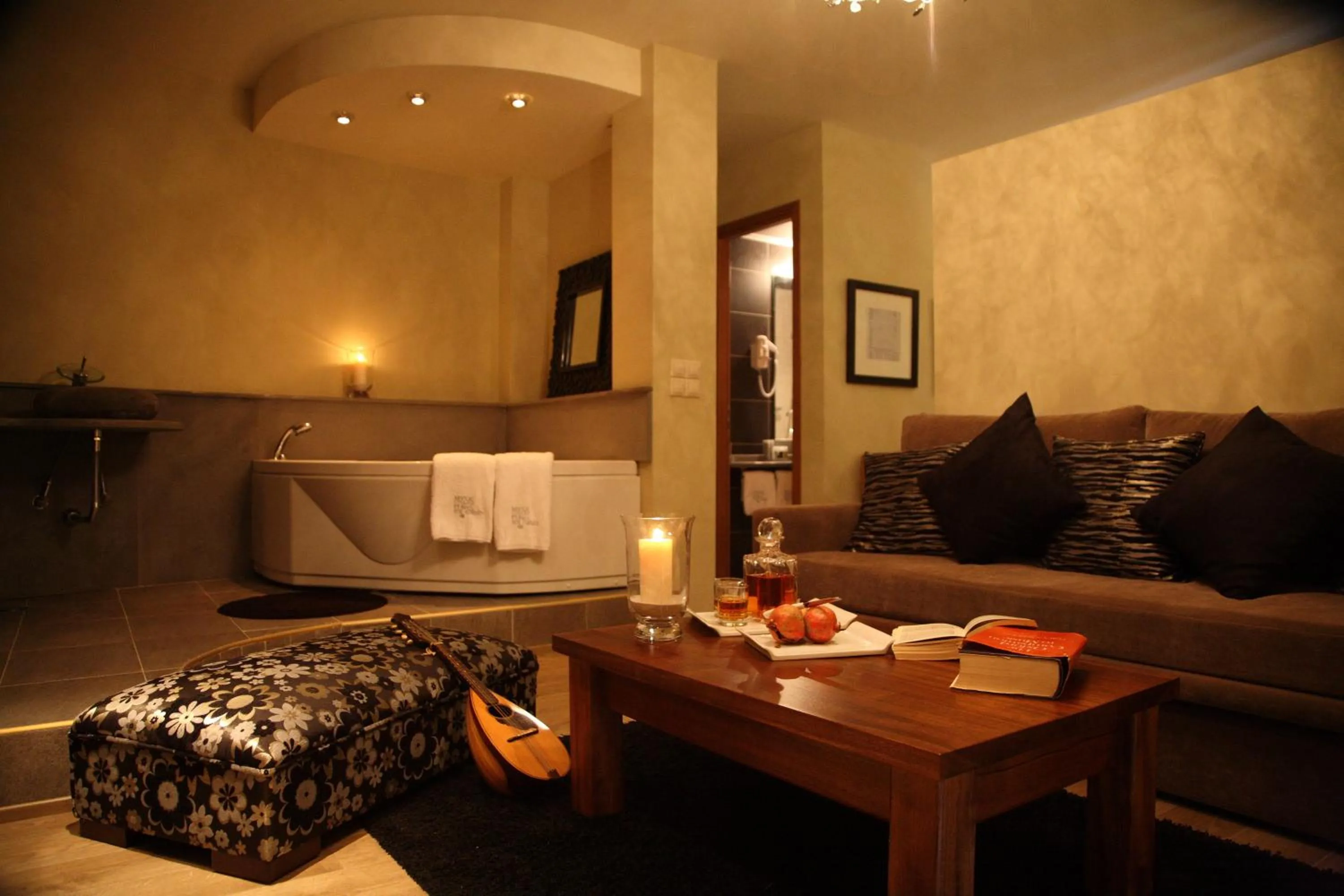 Photo of the whole room in Mousiko Pandoxeio